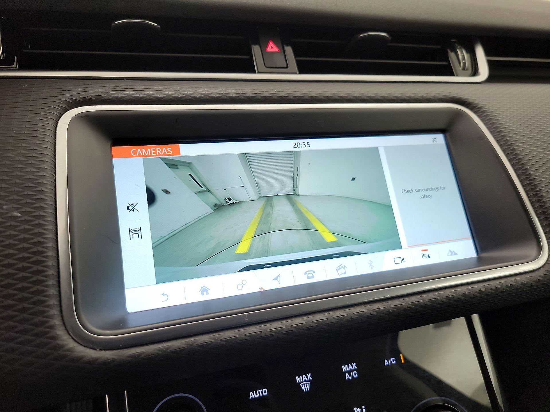 Thumbnail: 2020 Land Rover Range Rover Evoque - 15