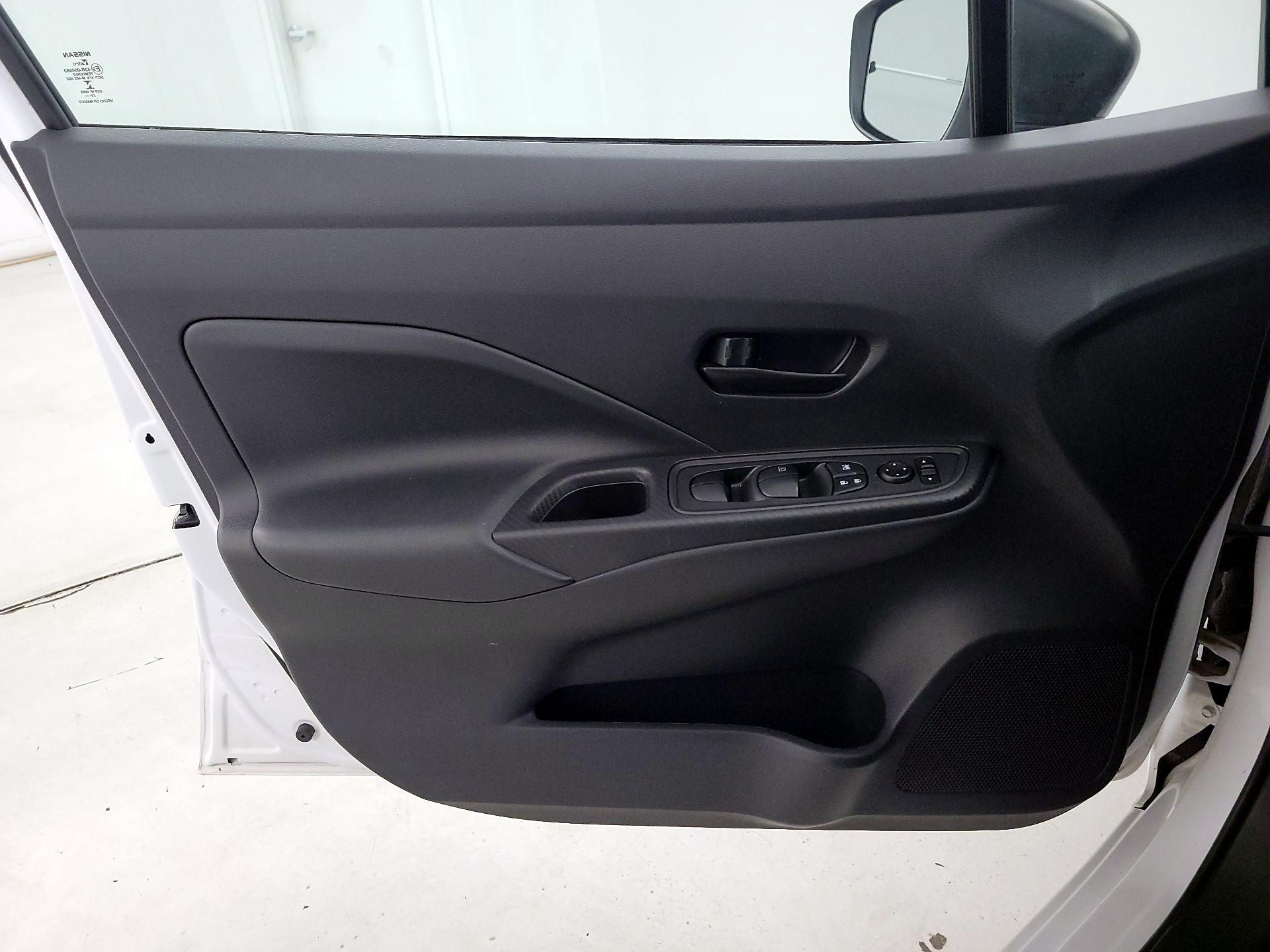 Thumbnail: 2021 Nissan Versa - 12