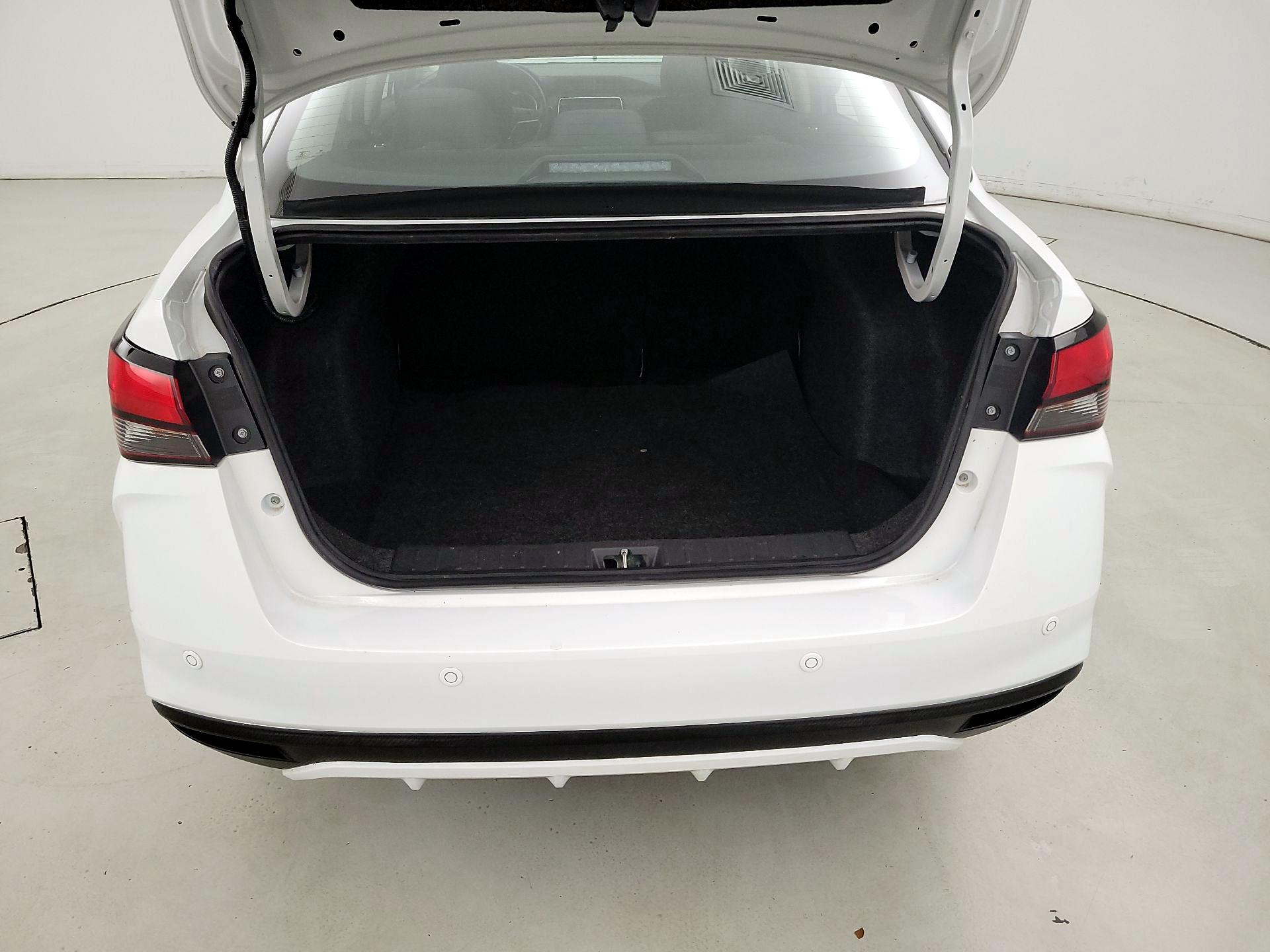 Thumbnail: 2021 Nissan Versa - 20