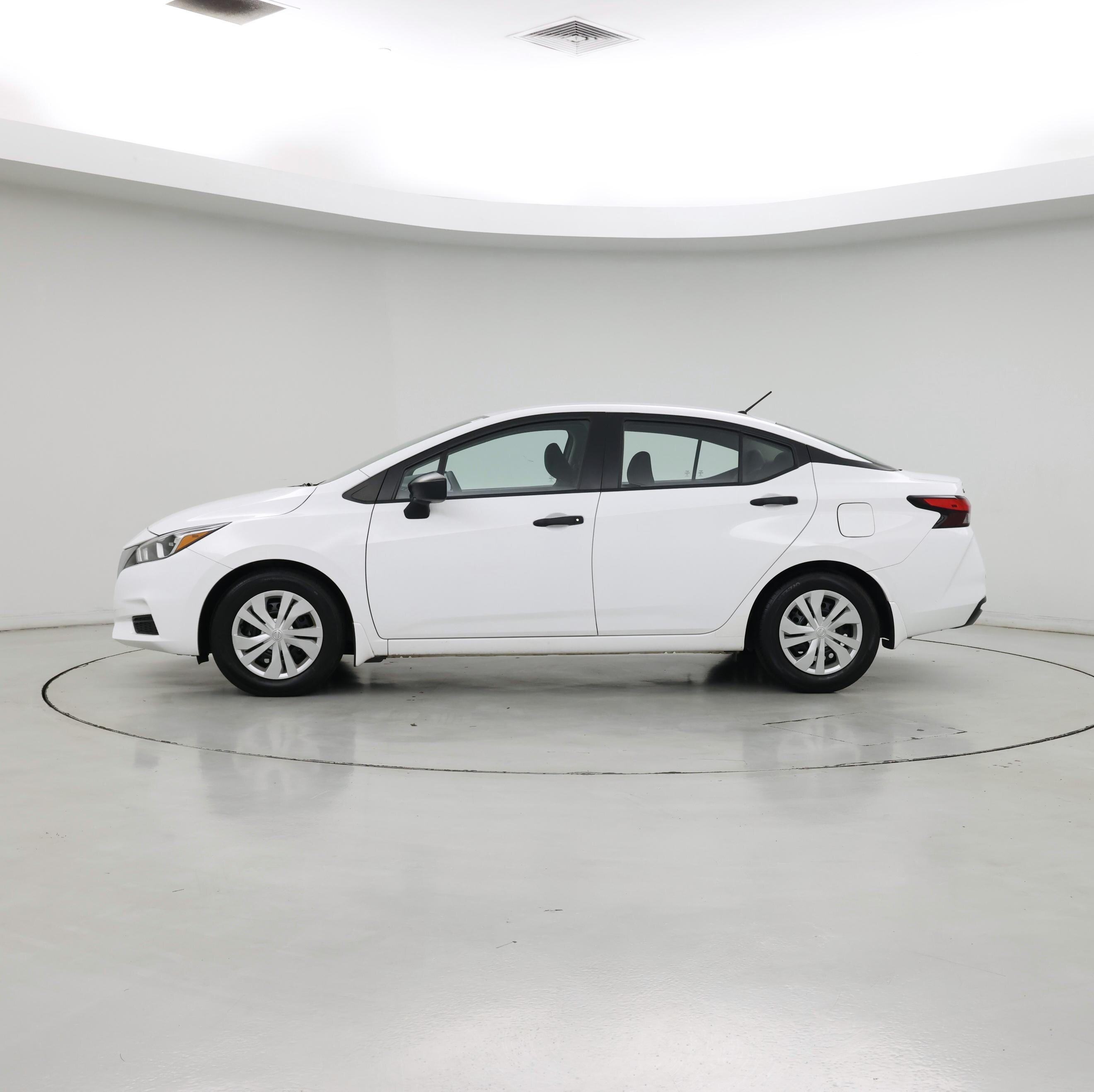 Thumbnail: 2021 Nissan Versa - 3