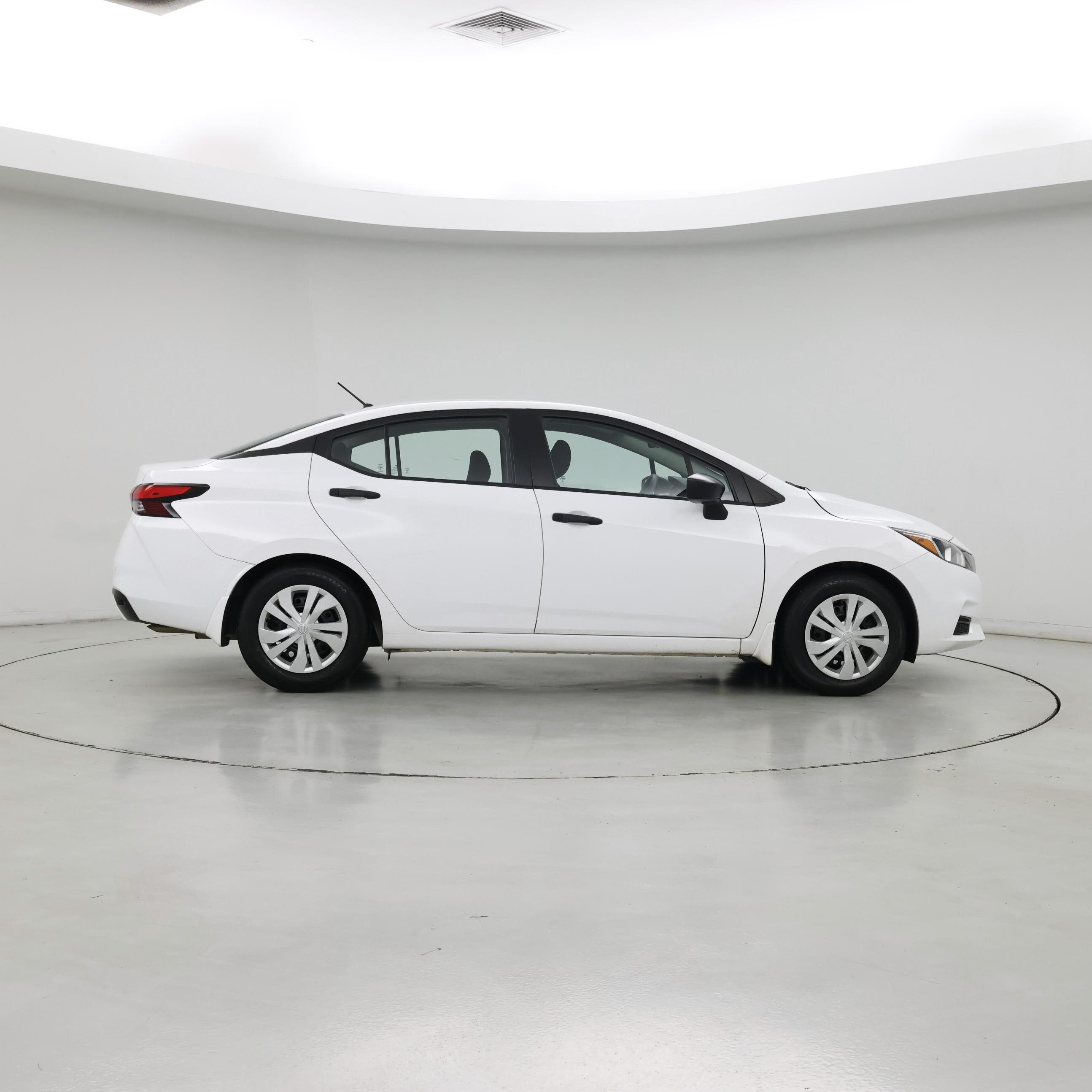 Thumbnail: 2021 Nissan Versa - 7