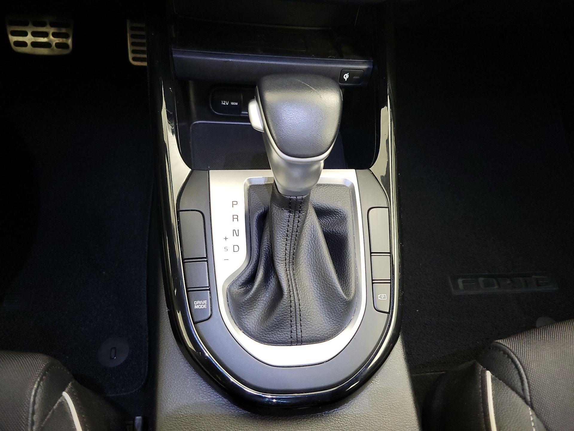 Thumbnail: 2024 Kia Forte - 16