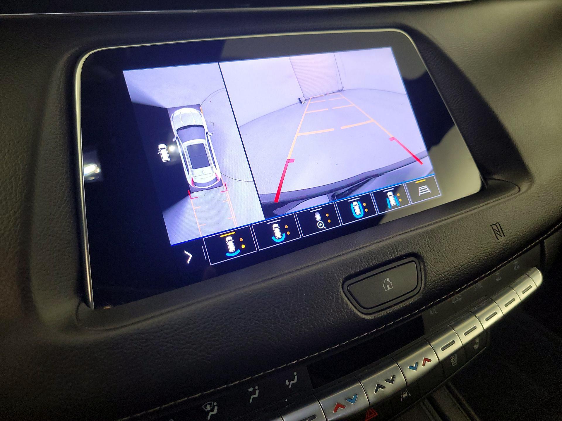 Thumbnail: 2020 Cadillac XT4 - 13