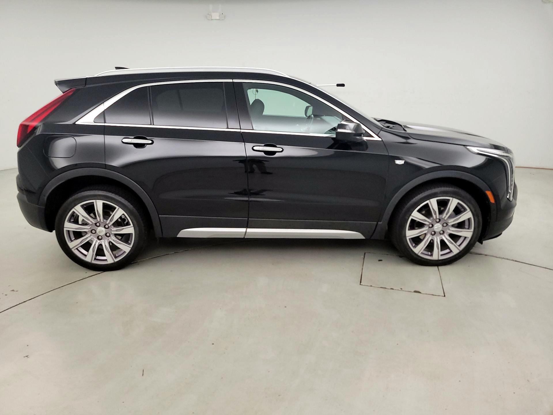 Thumbnail: 2020 Cadillac XT4 - 4