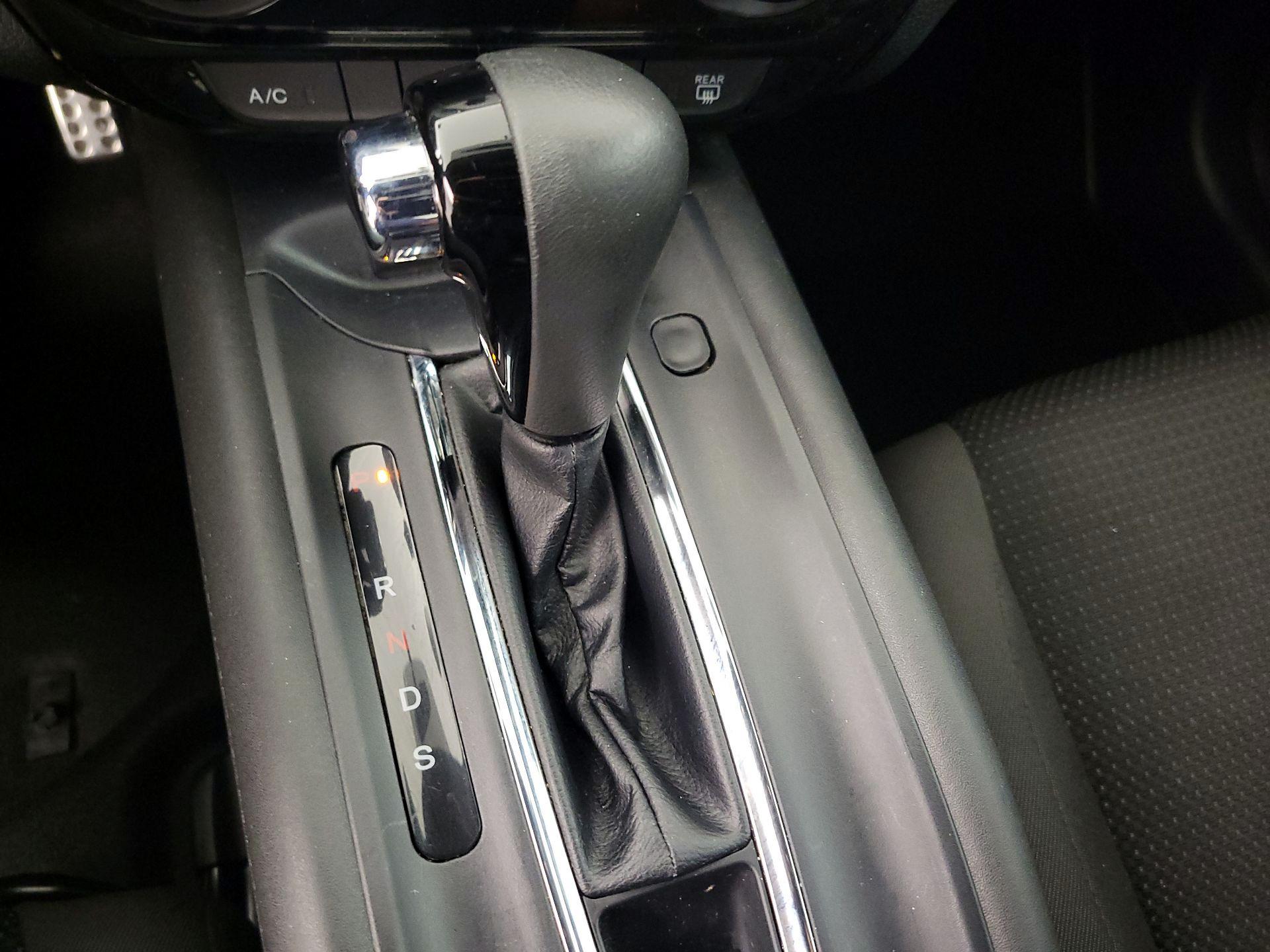 Thumbnail: 2021 Honda HR-V - 15