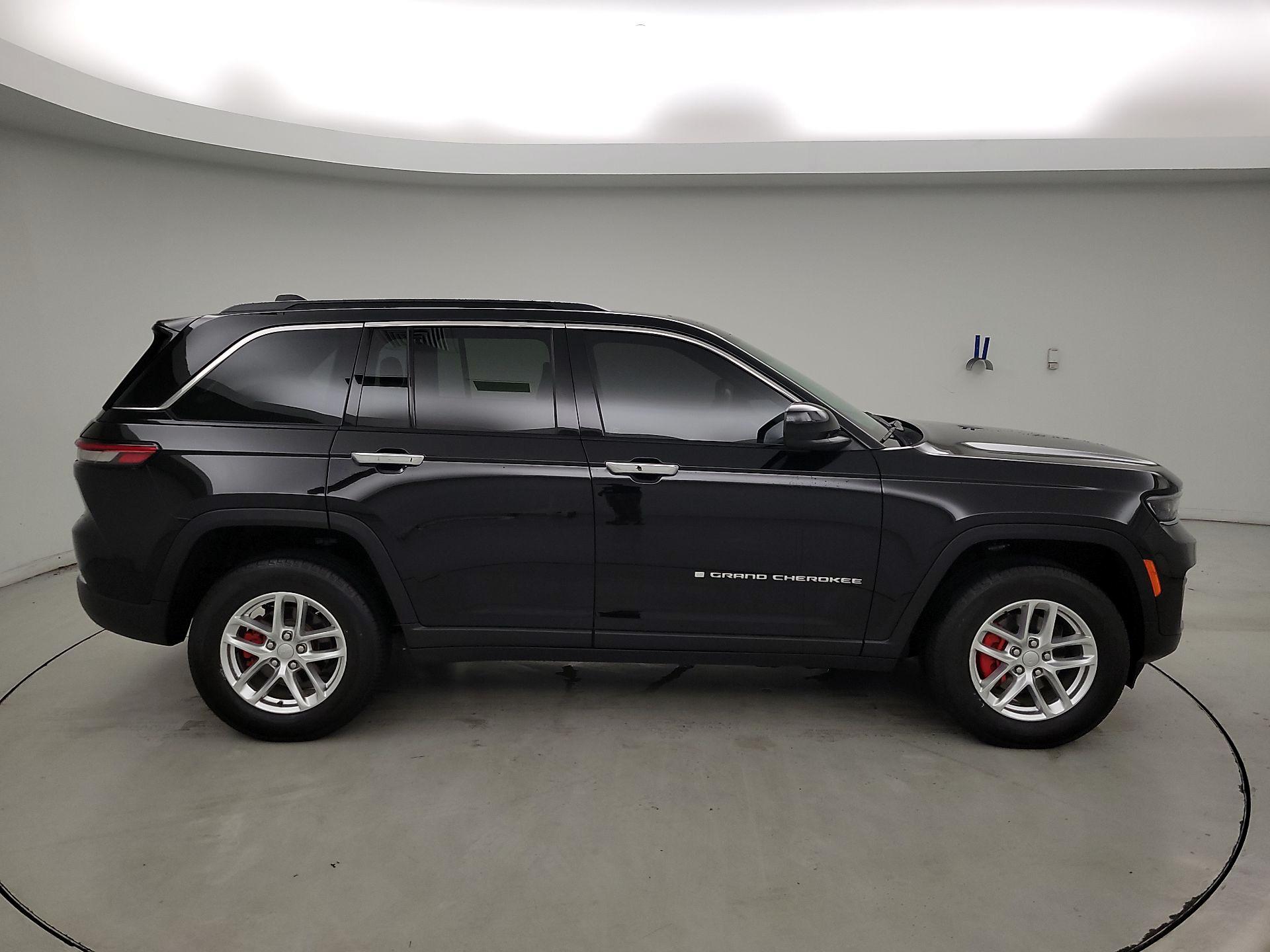 Thumbnail: 2025 Jeep Grand Cherokee - 4