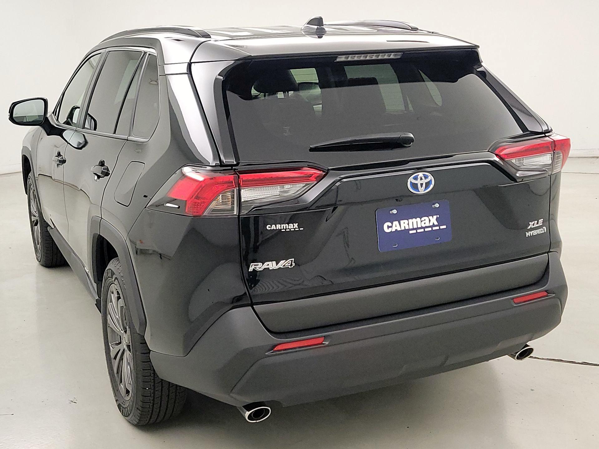 Thumbnail: 2022 Toyota RAV4 - 7