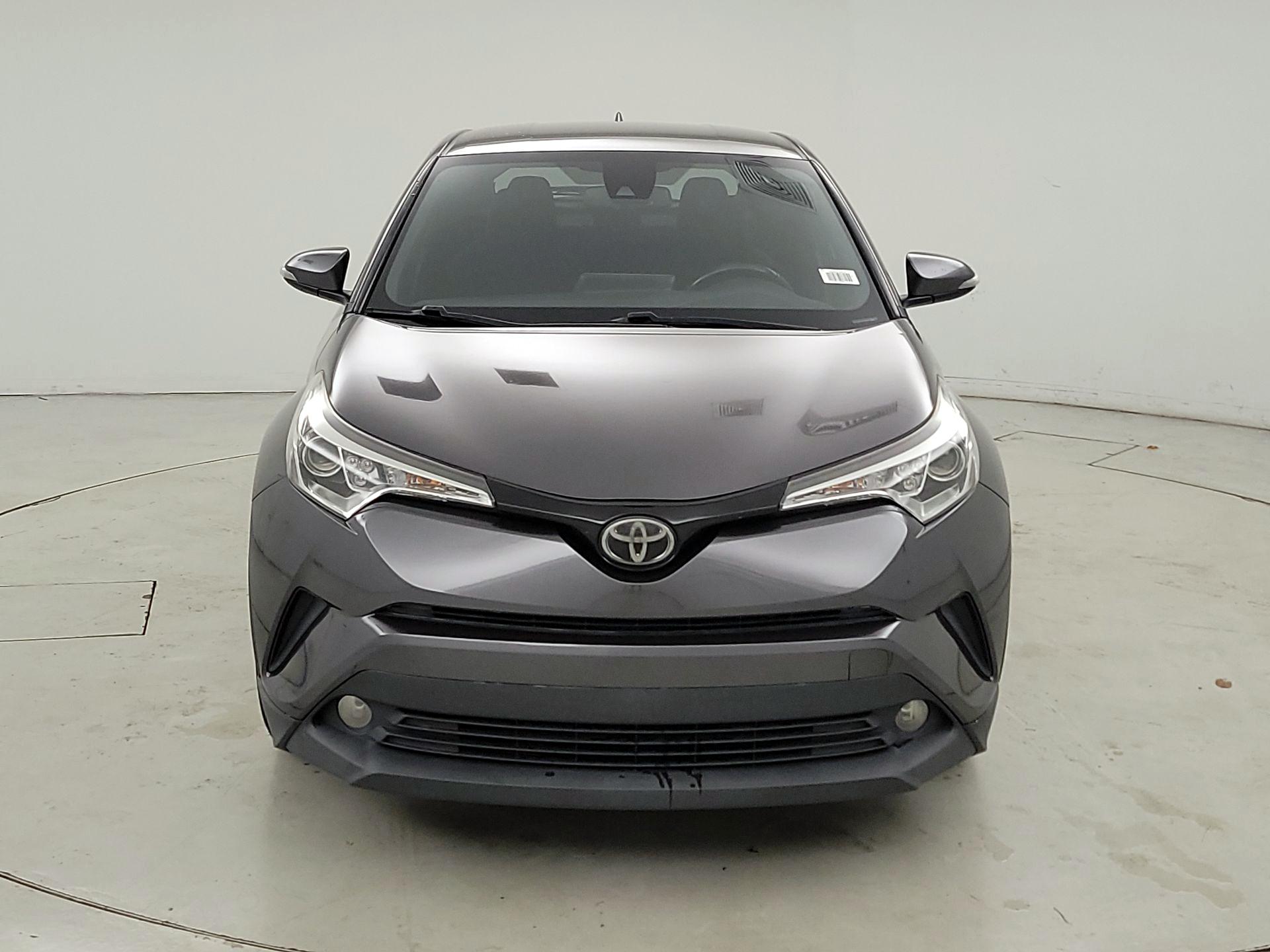 Thumbnail: 2018 Toyota C-HR - 2