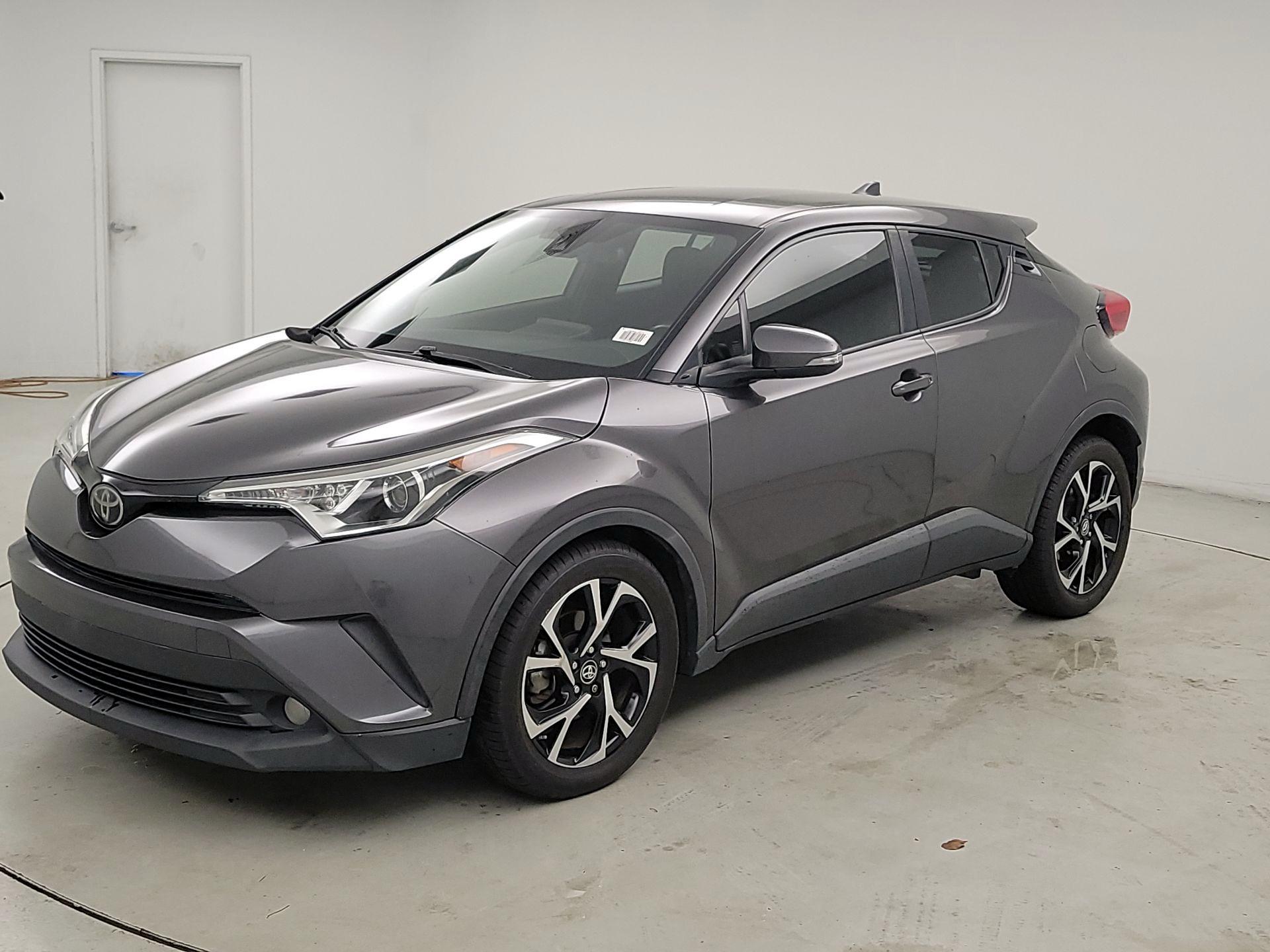 Thumbnail: 2018 Toyota C-HR - 3