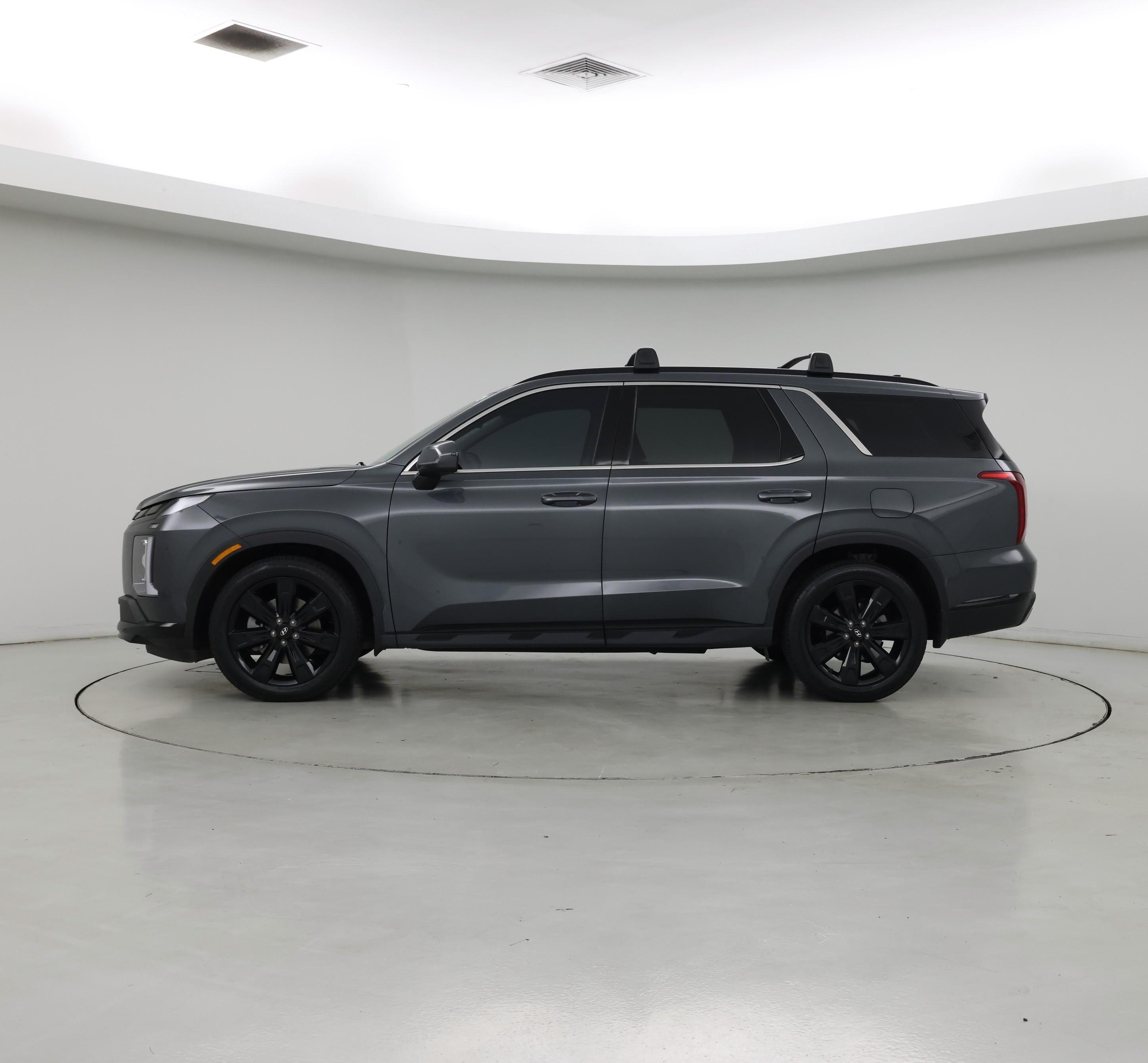 Thumbnail: 2023 Hyundai Palisade - 3