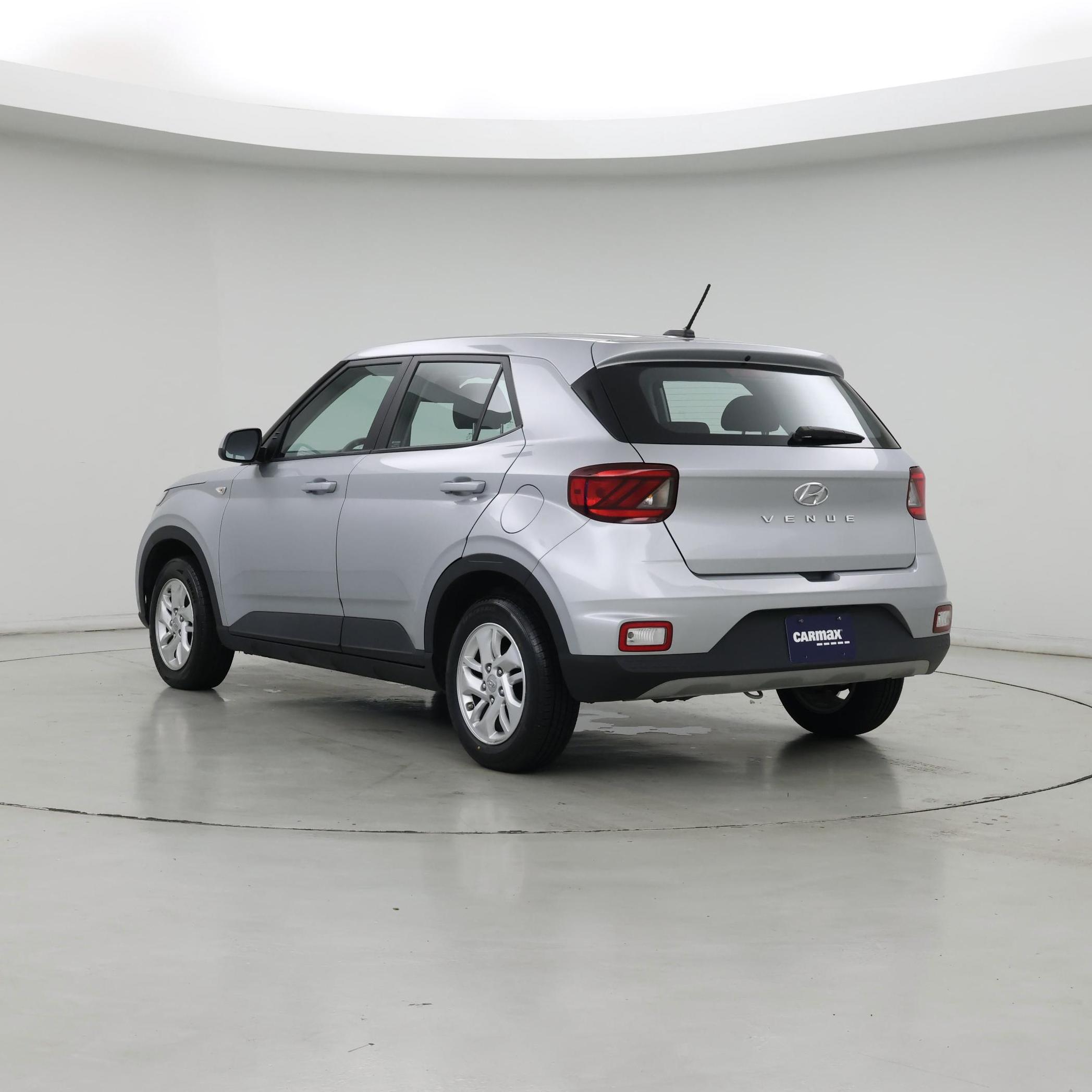 Thumbnail: 2023 Hyundai Venue - 2
