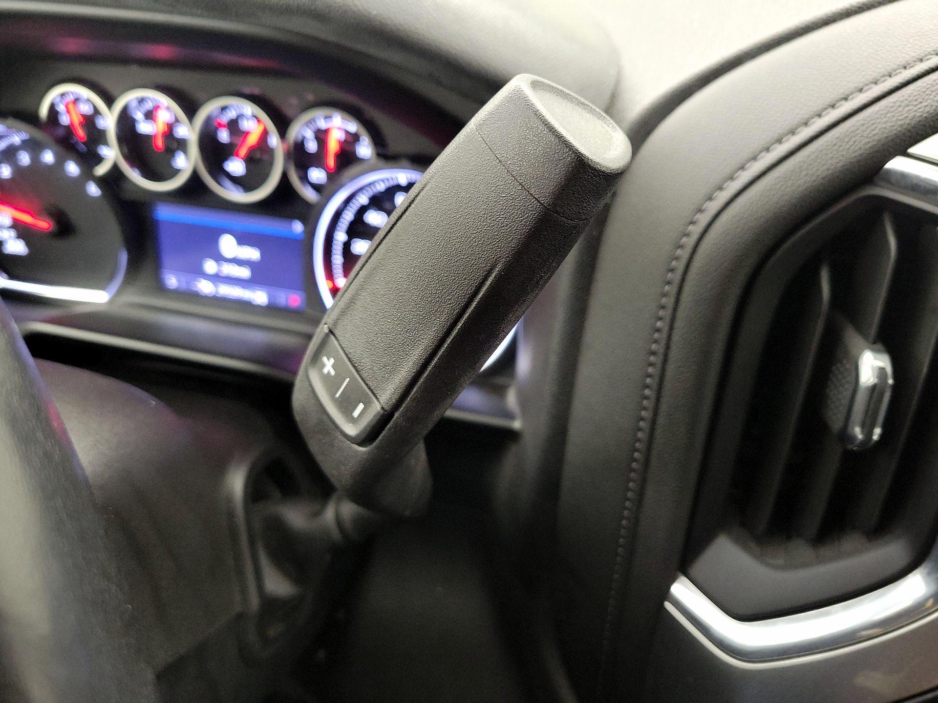 Thumbnail: 2020 Chevrolet Silverado 1500 - 17