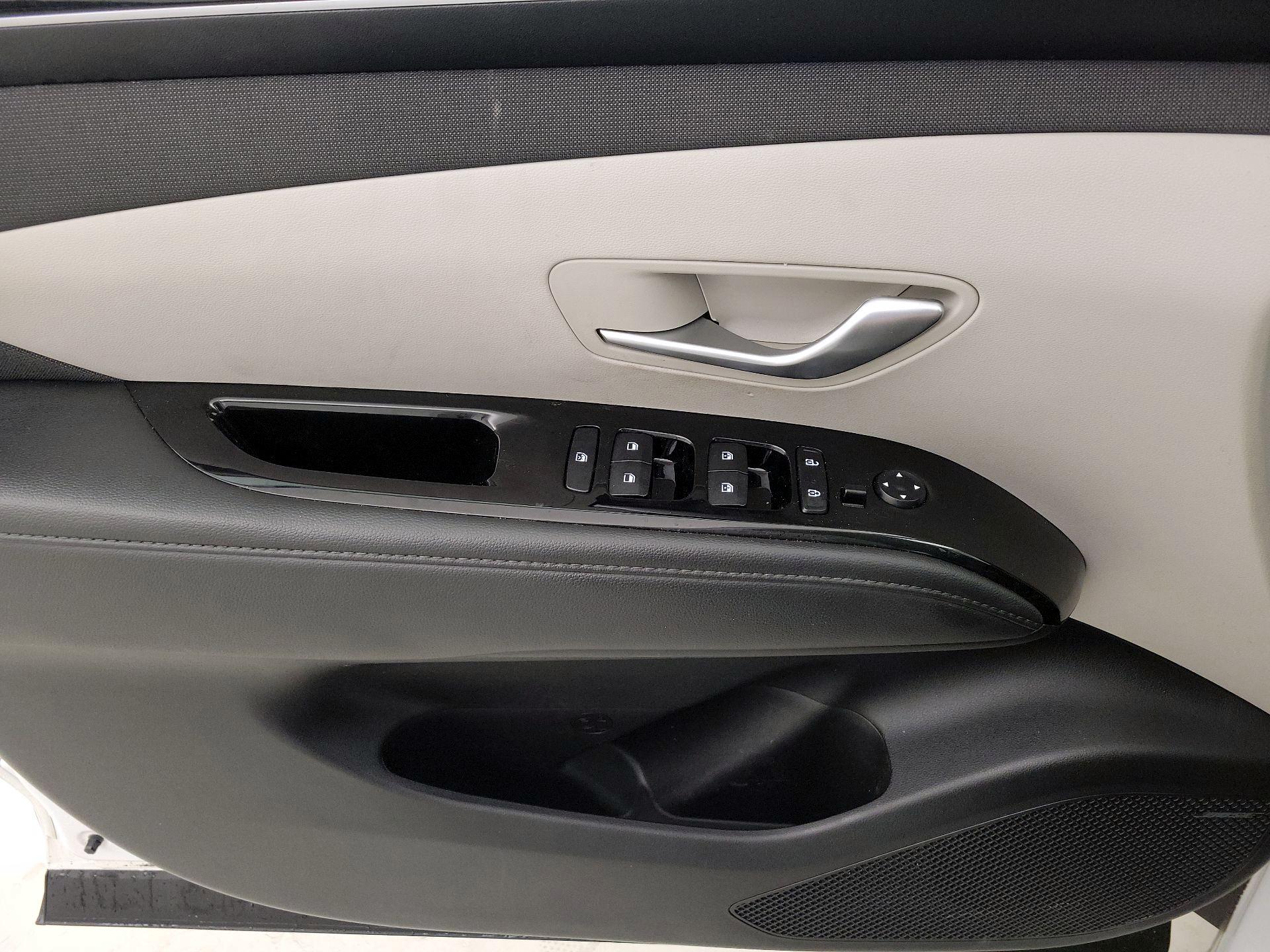 Thumbnail: 2023 Hyundai Tucson - 12