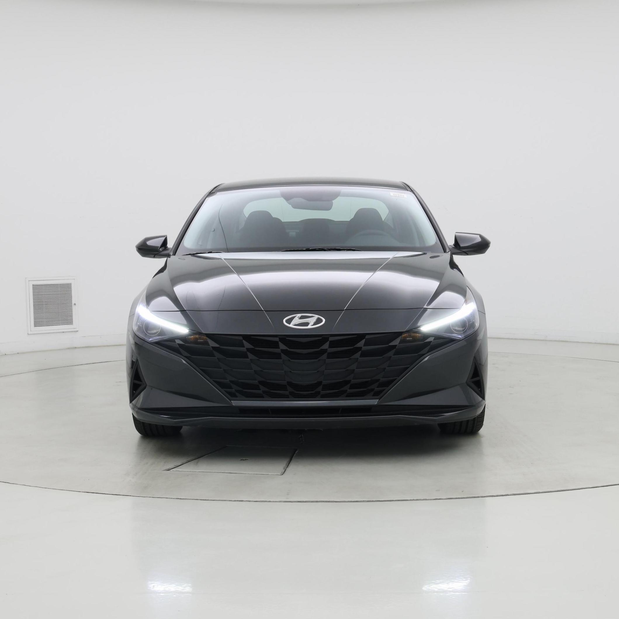 Thumbnail: 2023 Hyundai Elantra - 5