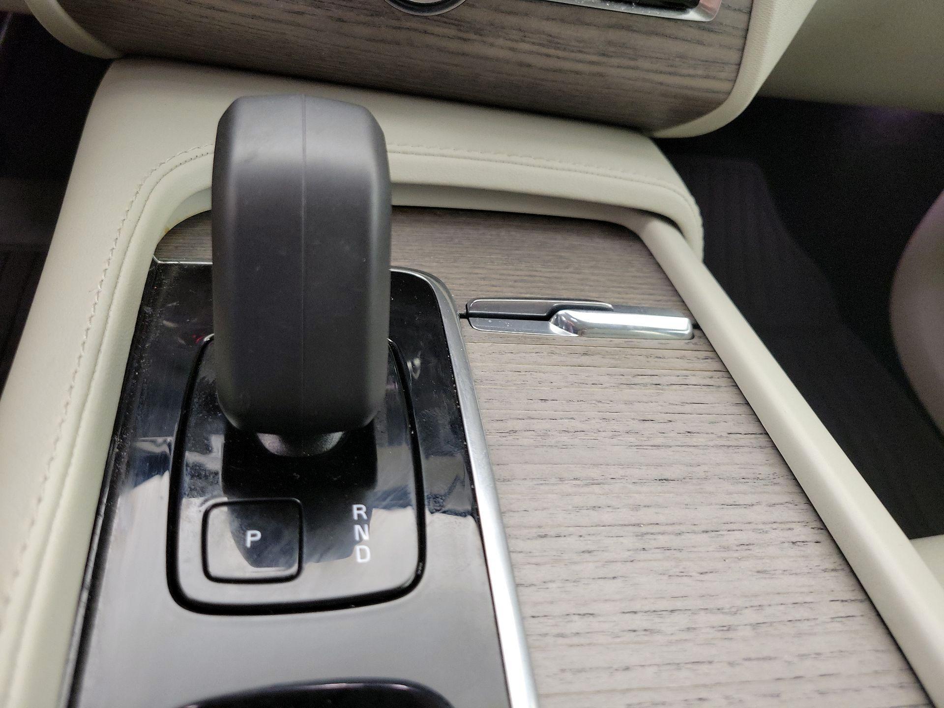 Thumbnail: 2024 Volvo XC90 - 17