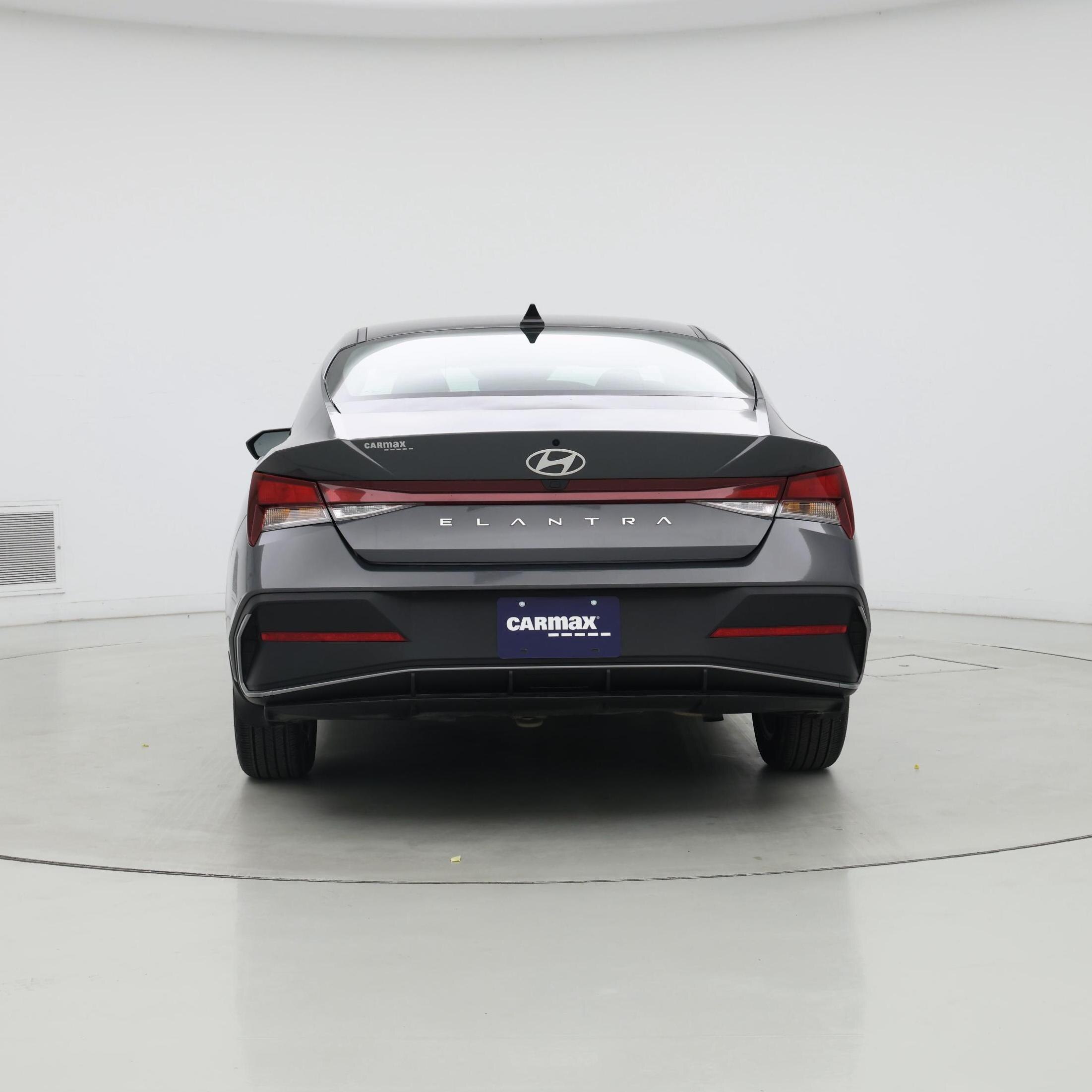 Thumbnail: 2024 Hyundai Elantra - 6