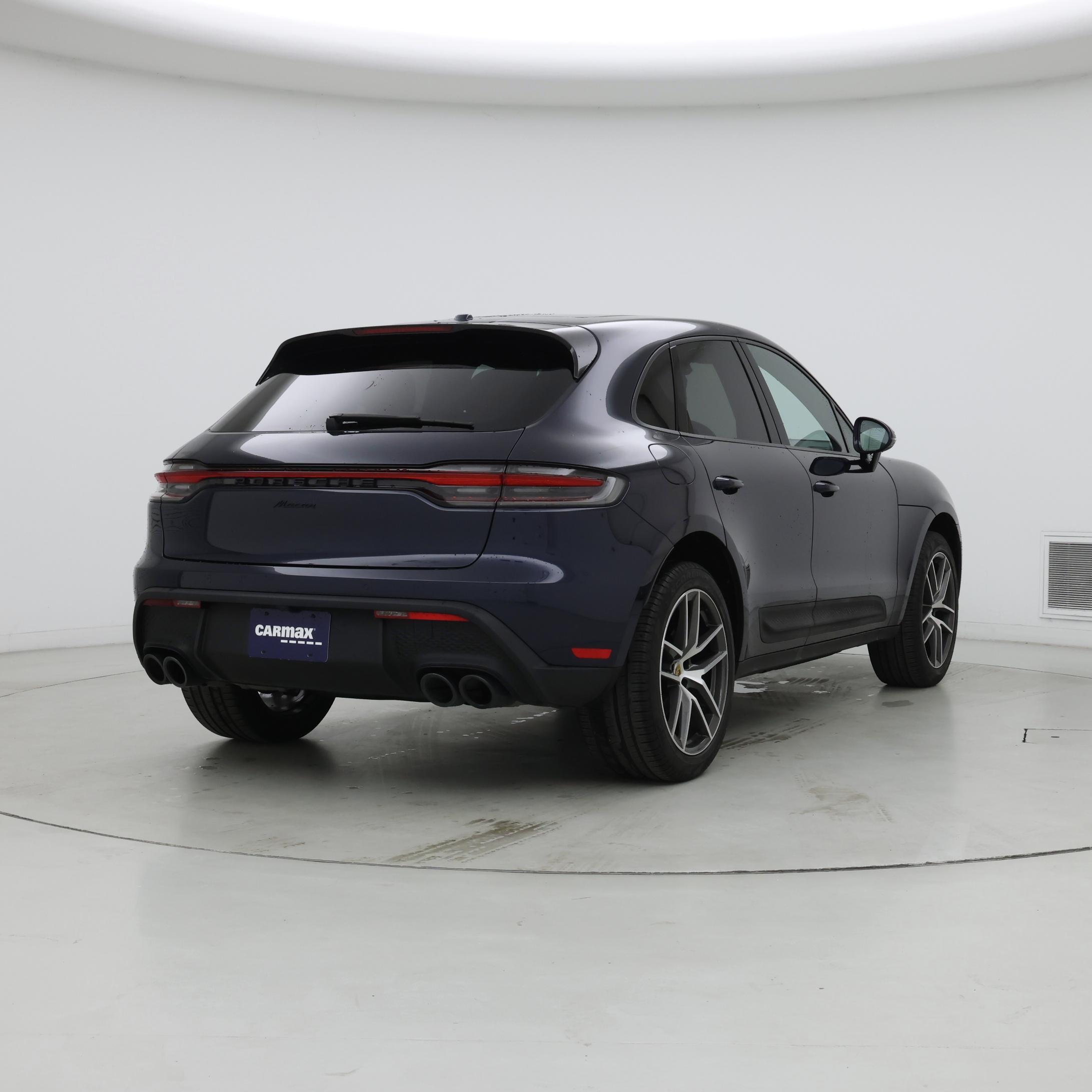 Thumbnail: 2022 Porsche Macan - 8