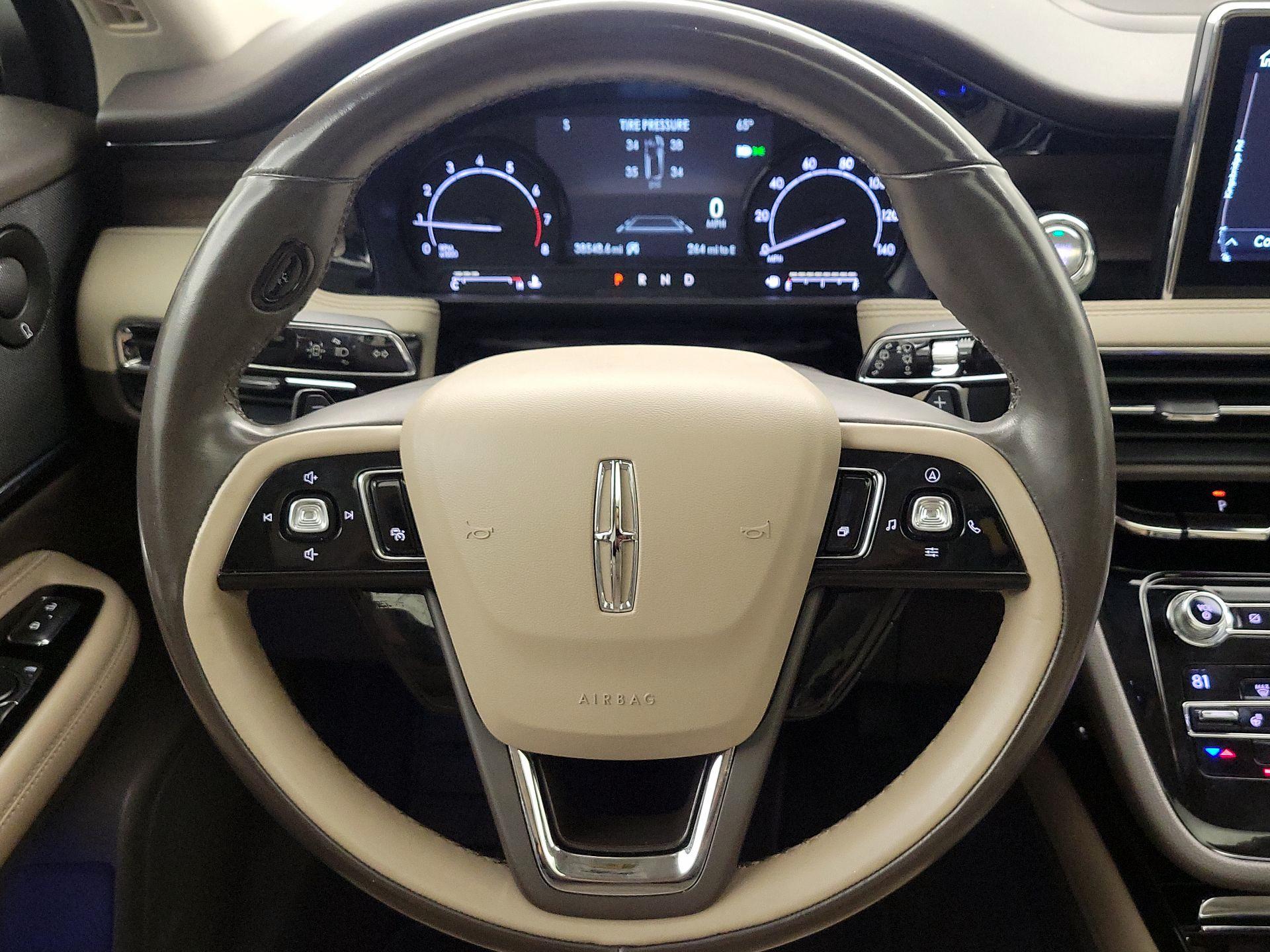 Thumbnail: 2020 Lincoln Corsair - 10