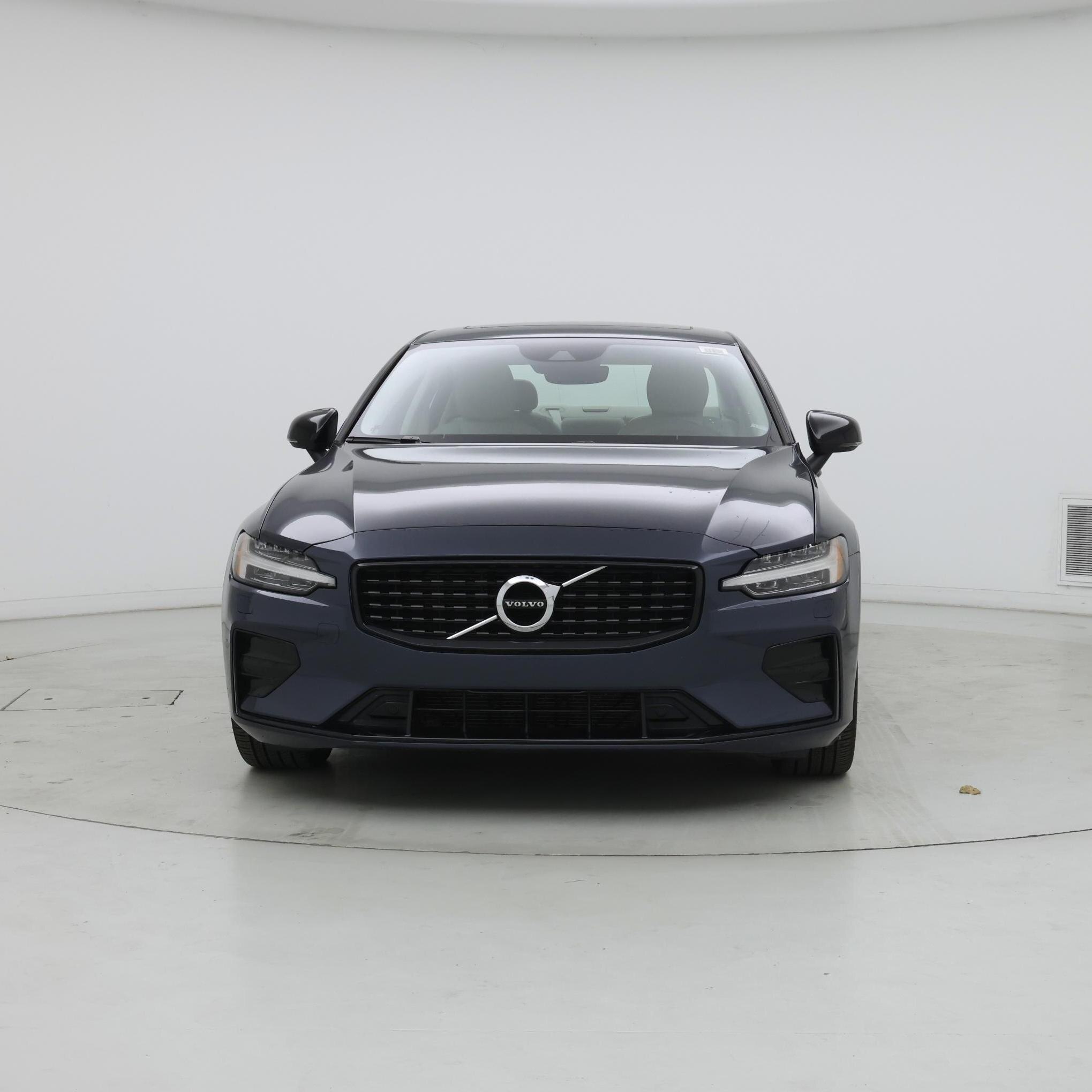 Thumbnail: 2022 Volvo S60 - 5