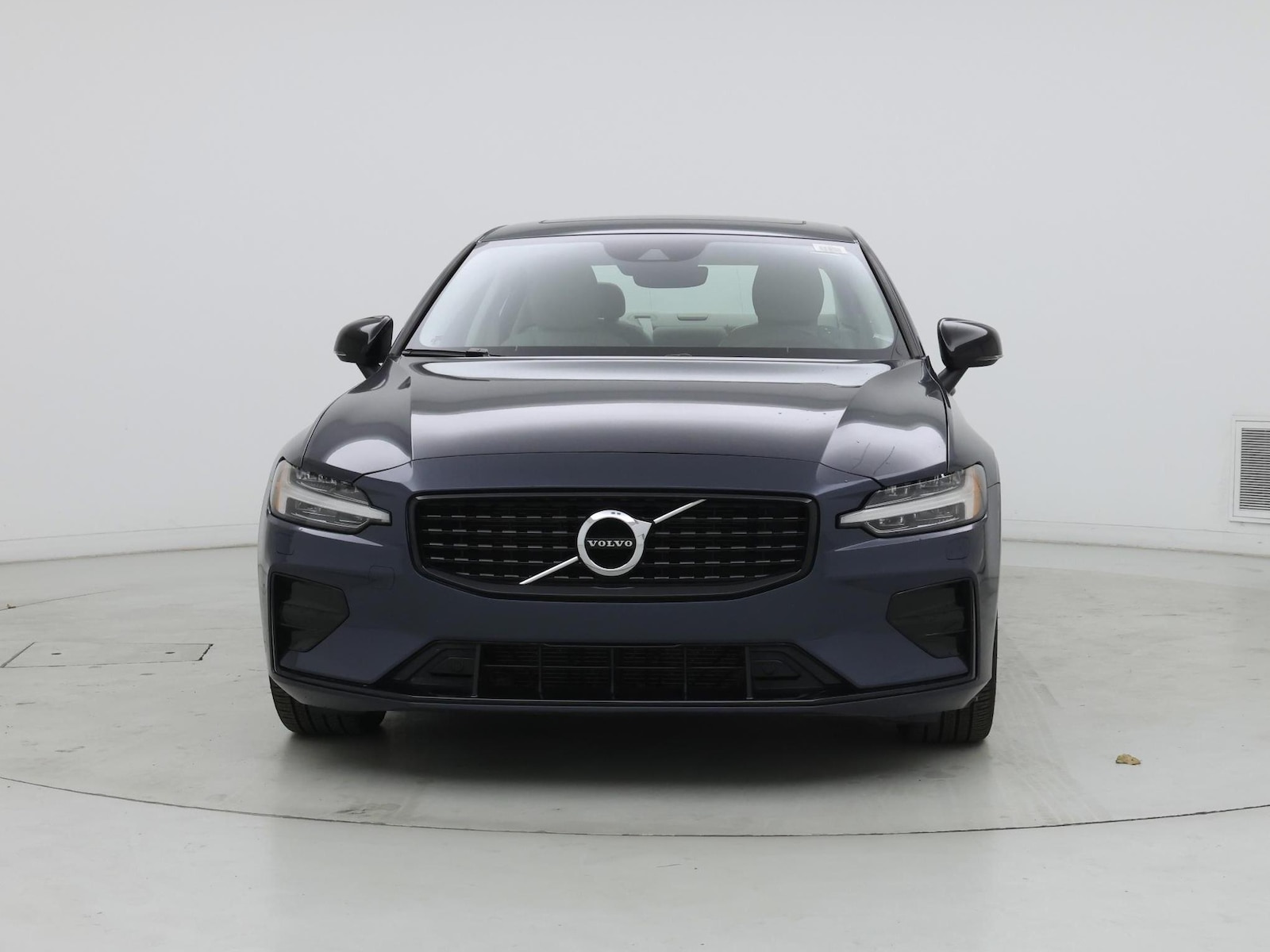 2022 Volvo S60 Momentum - Photo 6
