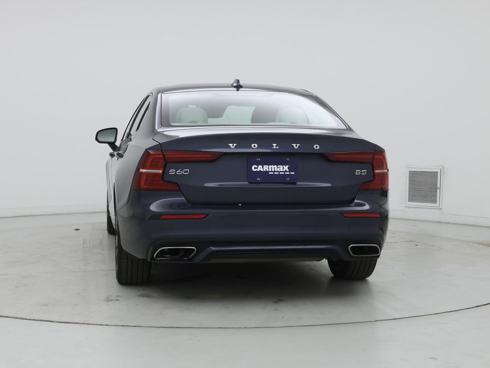2022 Volvo S60 Momentum - Photo 7