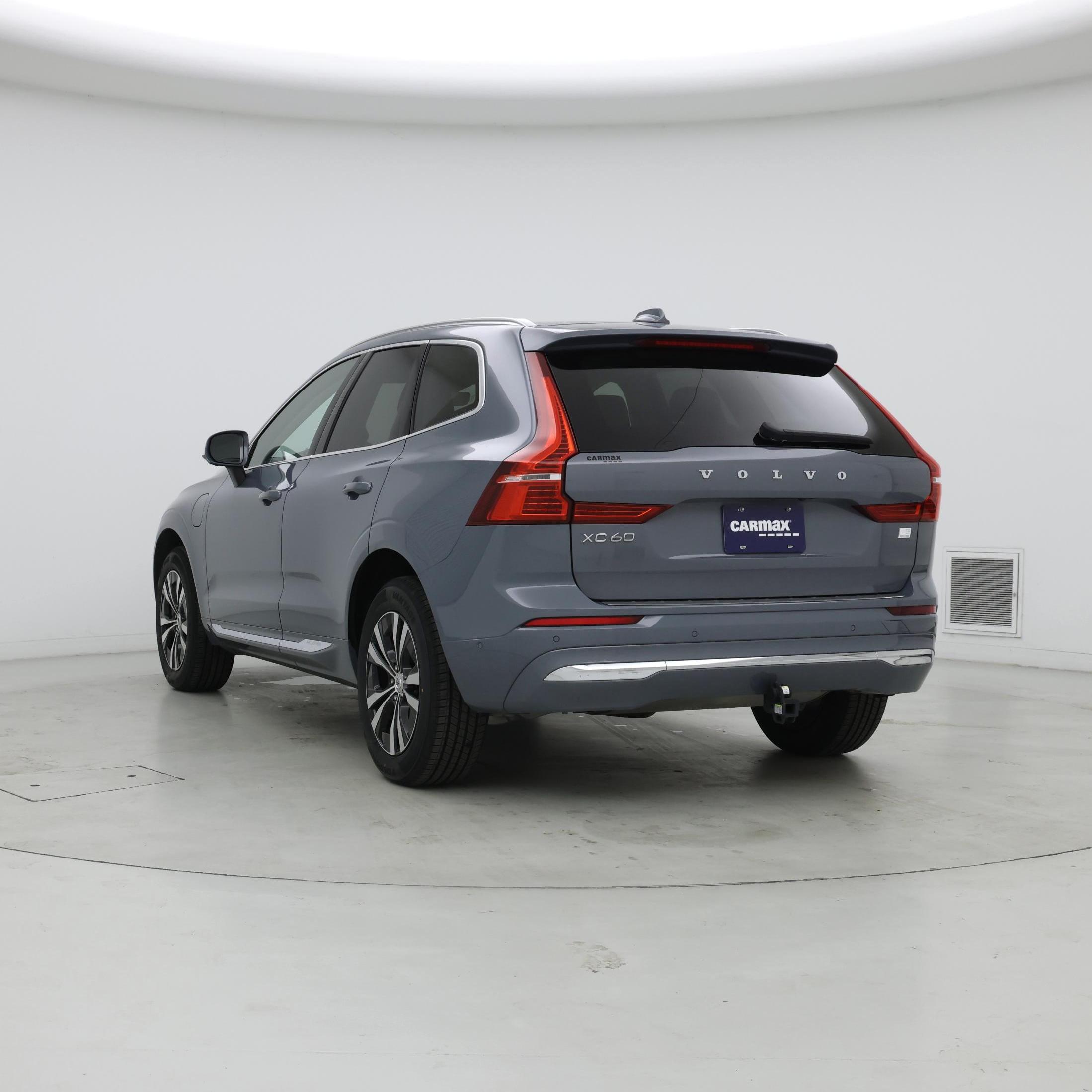Thumbnail: 2022 Volvo XC60 - 2