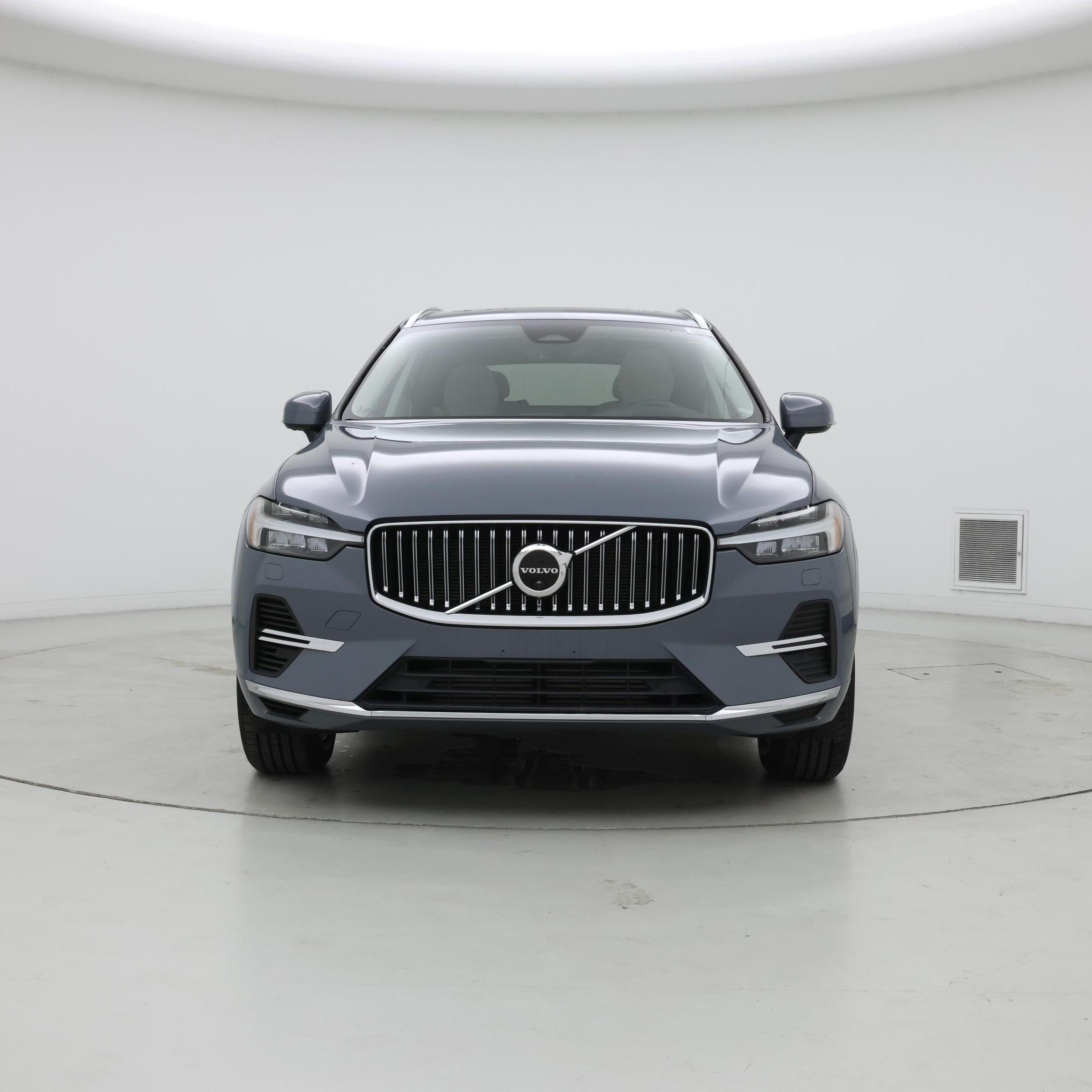 Thumbnail: 2022 Volvo XC60 - 5