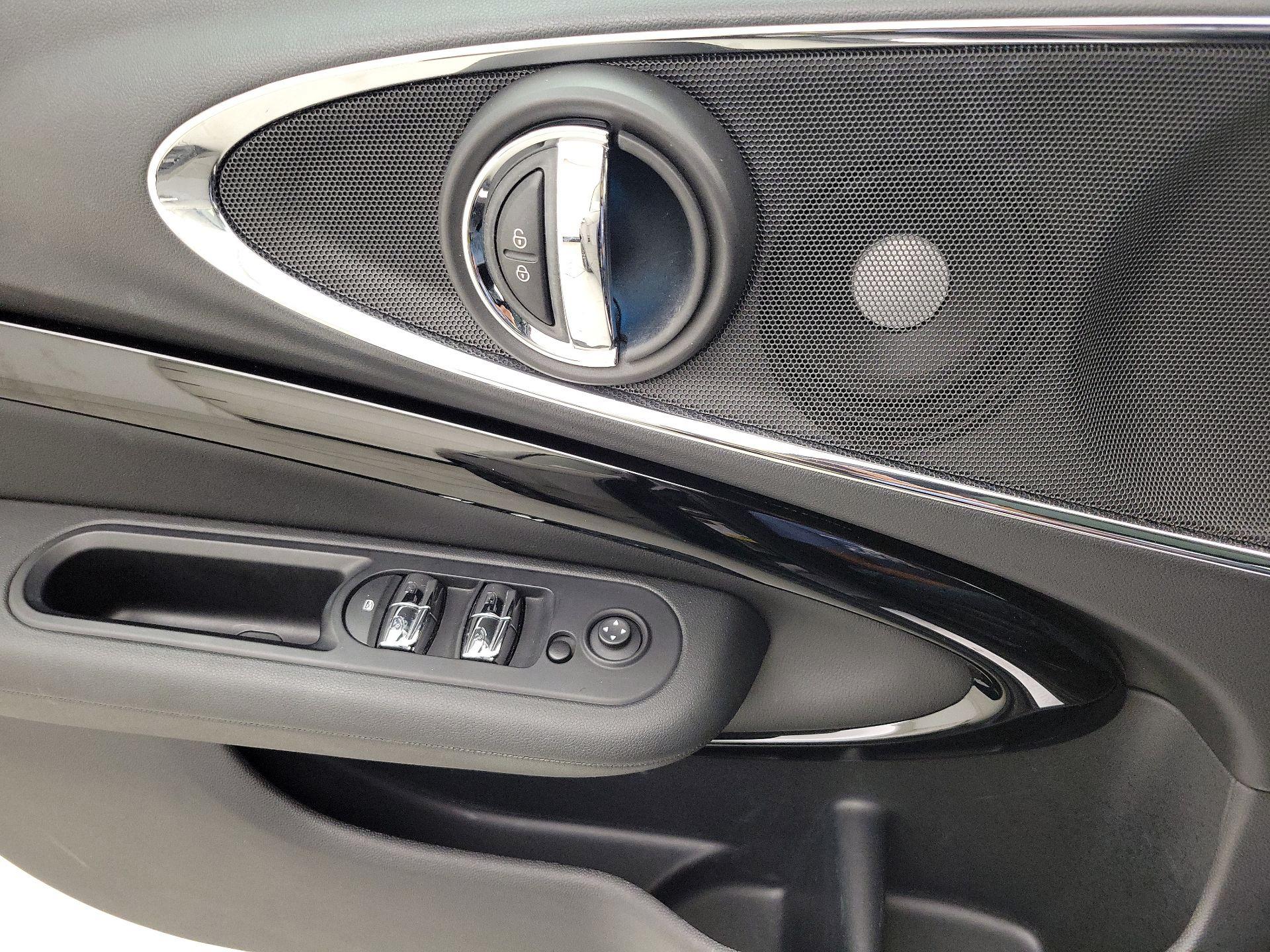 Thumbnail: 2020 MINI Cooper Clubman - 12