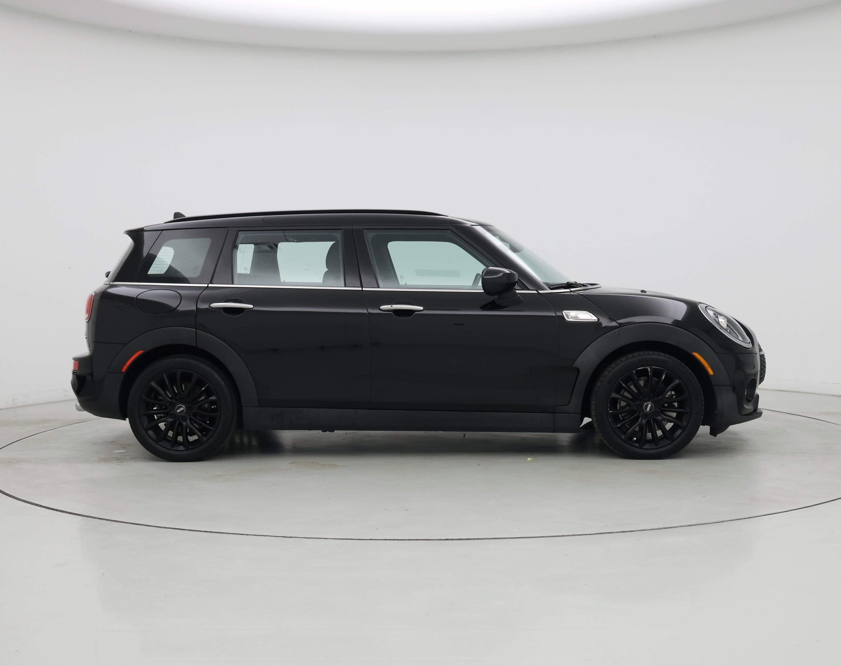 Thumbnail: 2020 MINI Cooper Clubman - 7