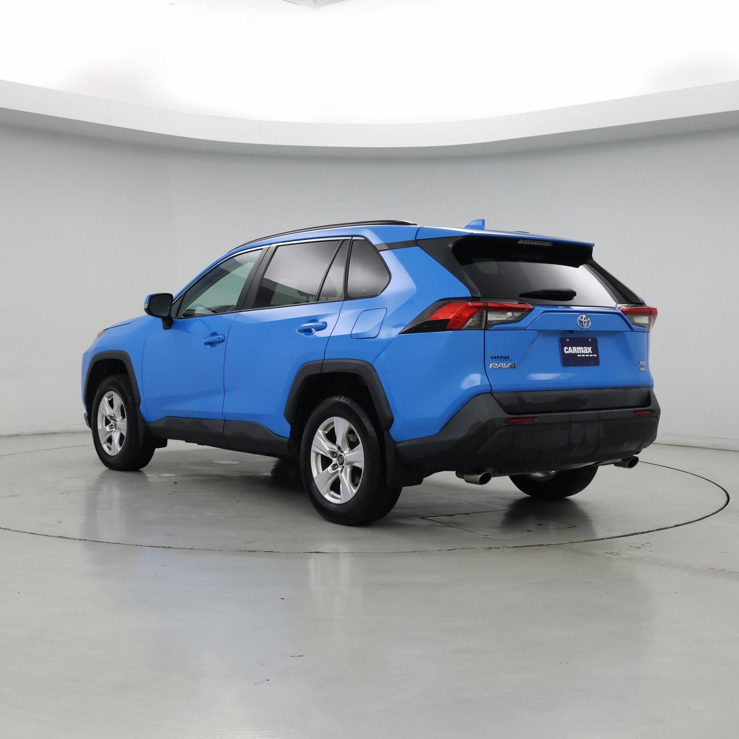 Thumbnail: 2019 Toyota RAV4 - 2