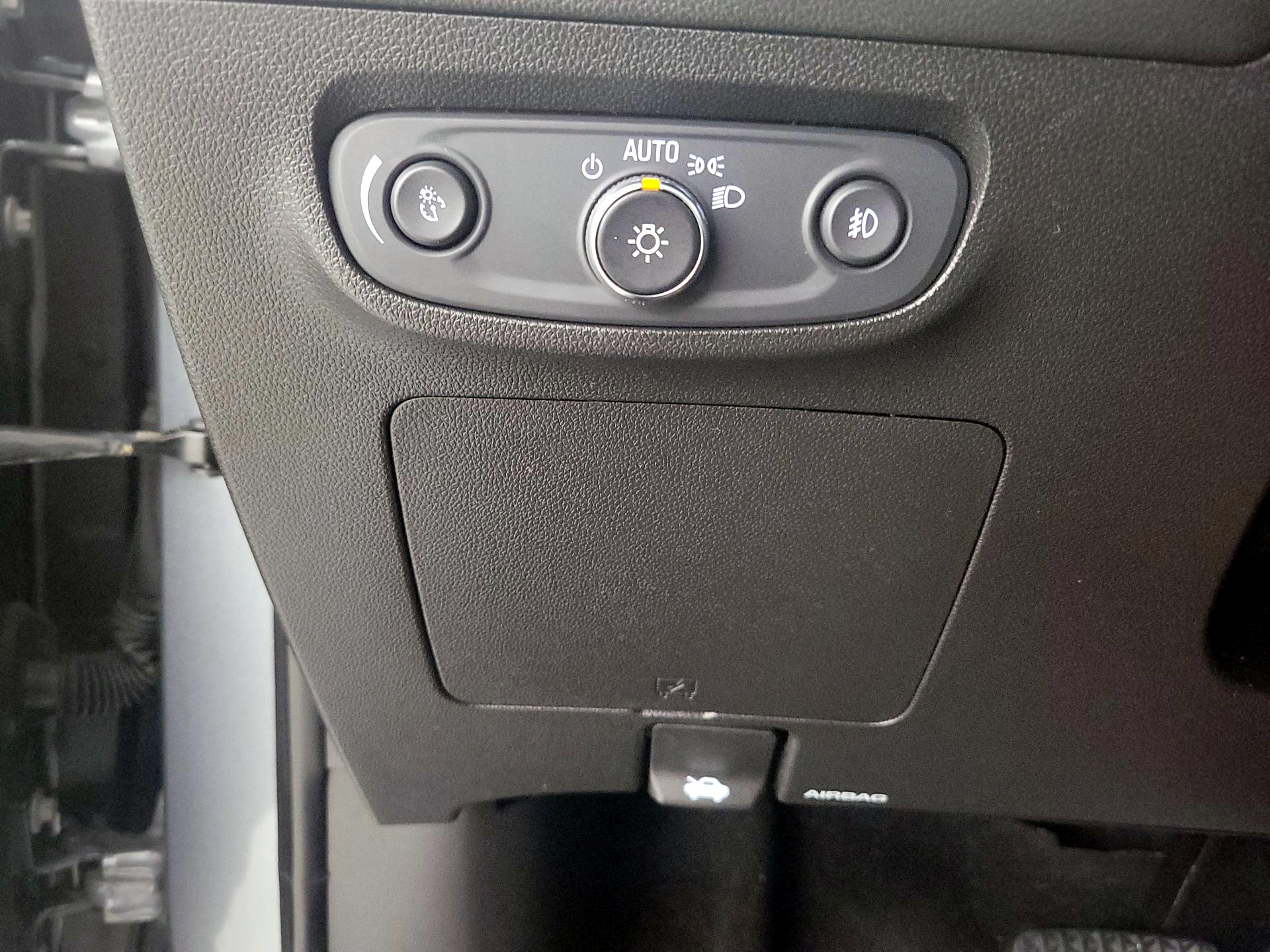 Thumbnail: 2021 Buick Encore GX - 13