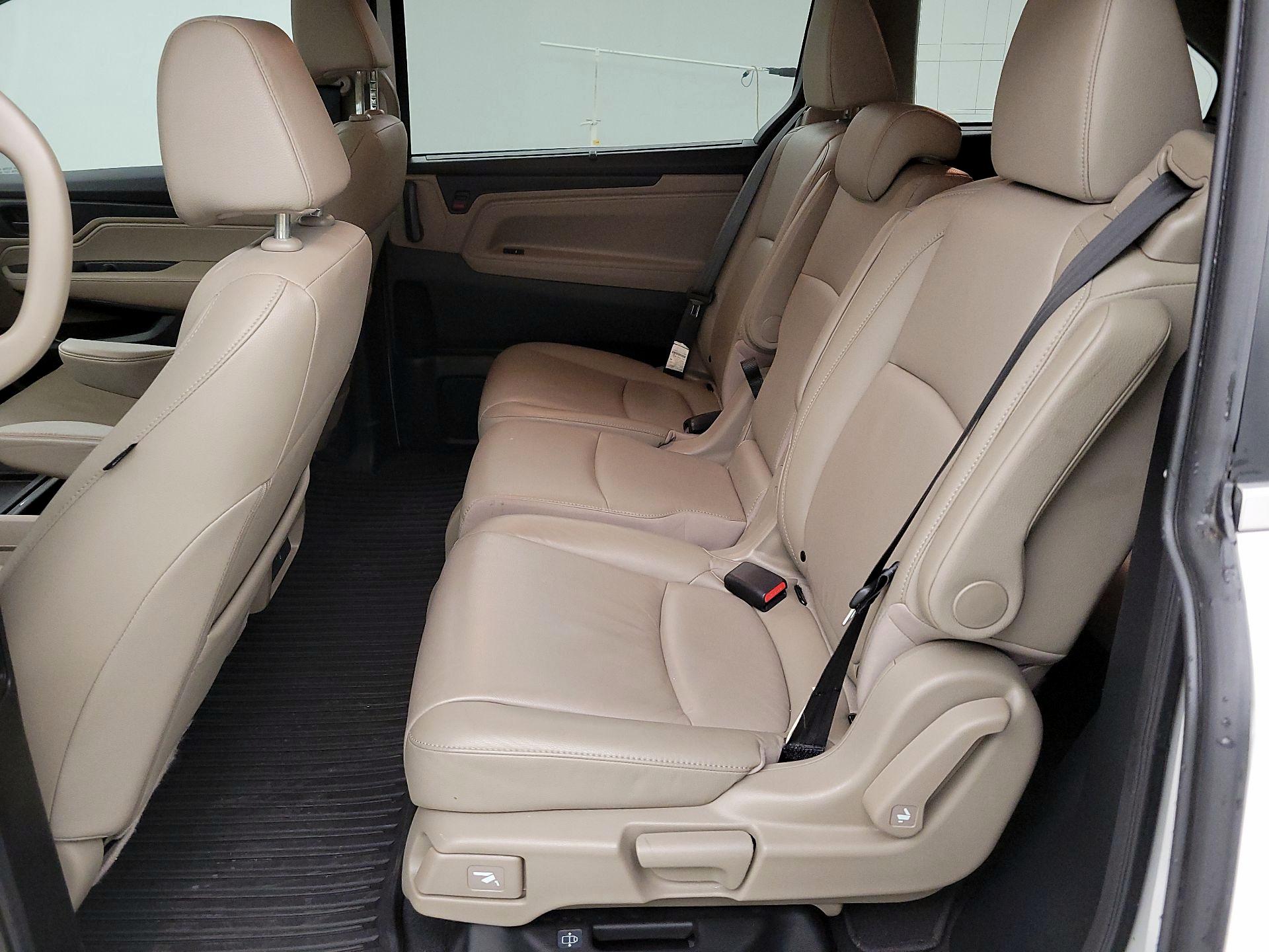 Thumbnail: 2020 Honda Odyssey - 18