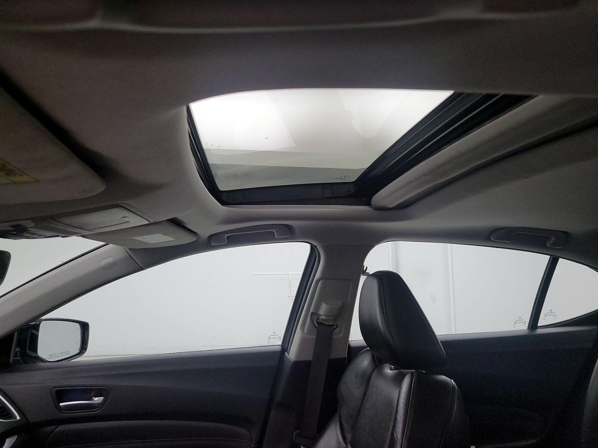 Thumbnail: 2015 Acura TLX - 20