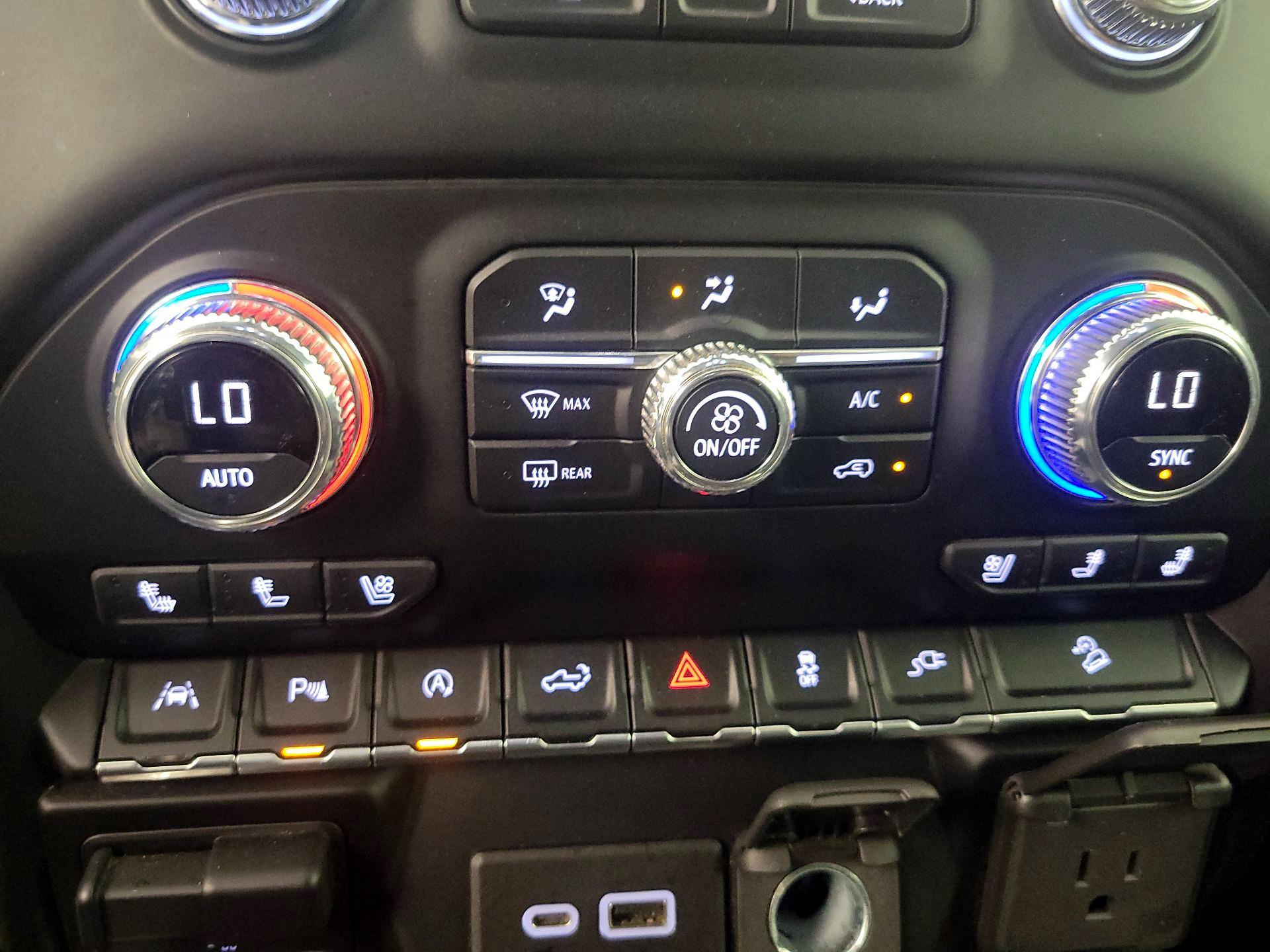 Thumbnail: 2020 GMC Sierra 1500 - 17