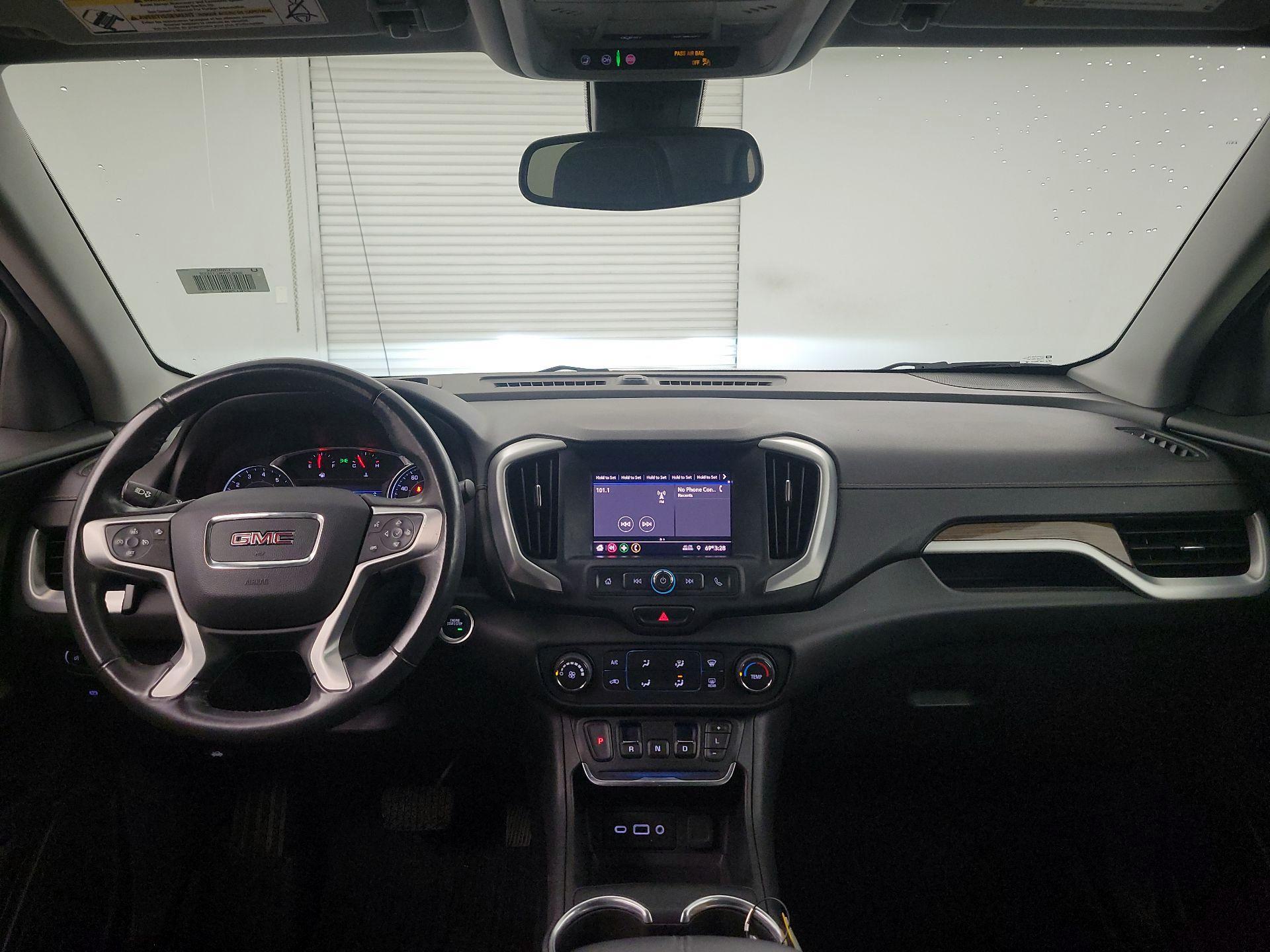 Thumbnail: 2020 GMC Terrain - 9