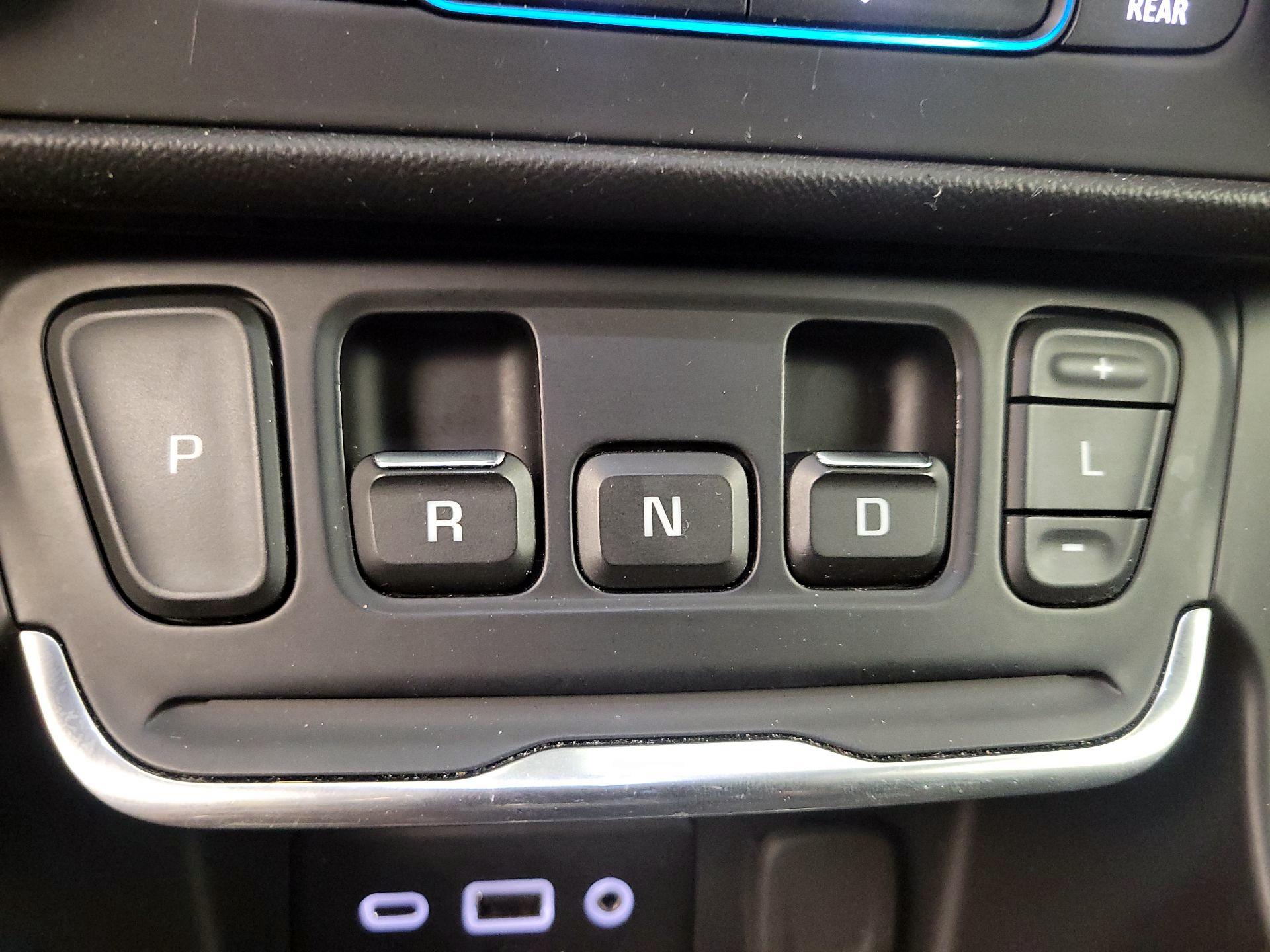 Thumbnail: 2020 GMC Terrain - 17