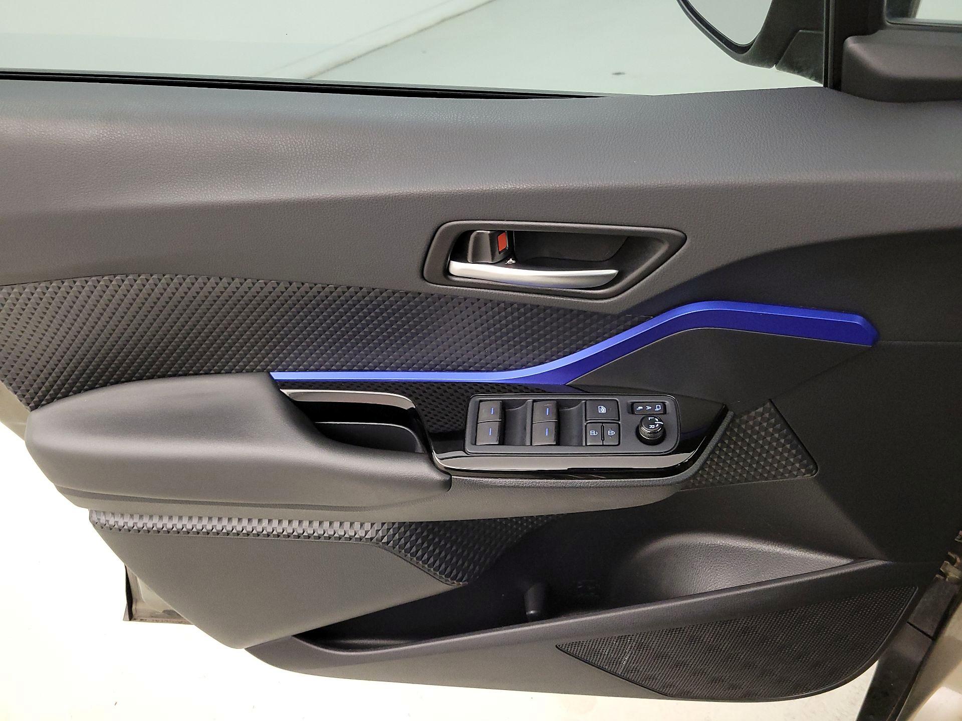 Thumbnail: 2021 Toyota C-HR - 12