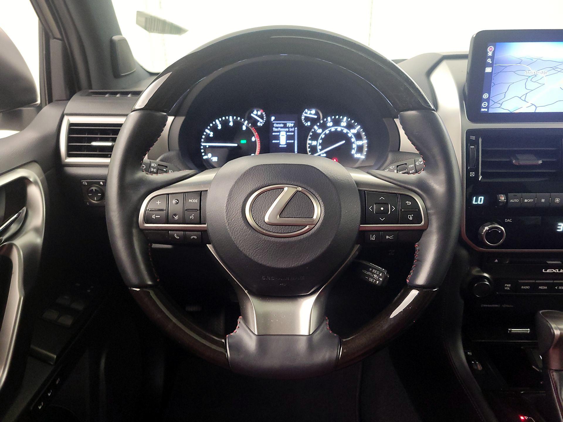 Thumbnail: 2022 Lexus GX - 10