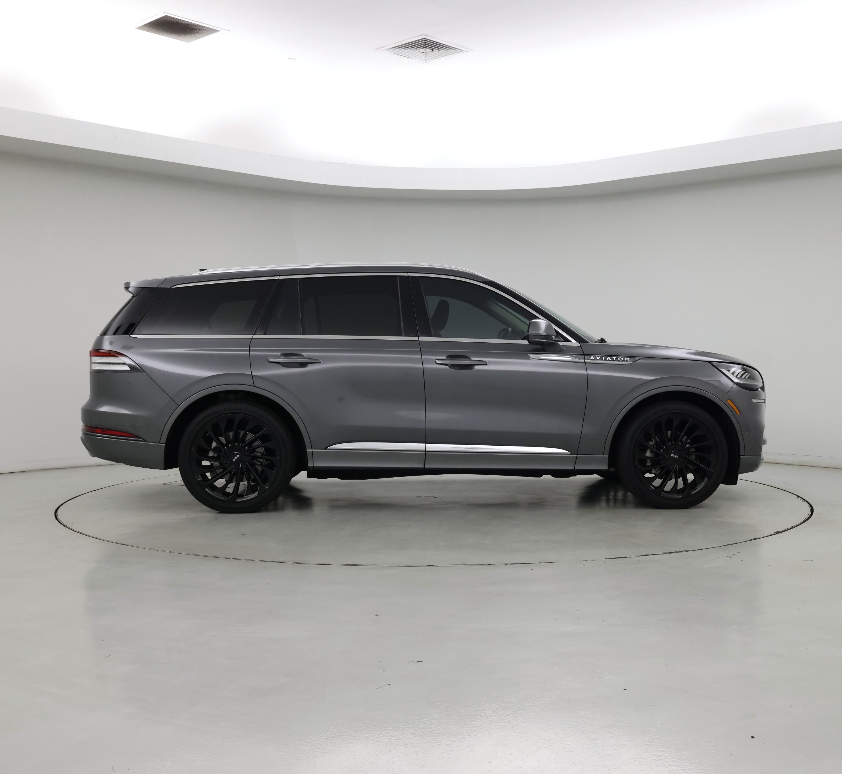 Thumbnail: 2021 Lincoln Aviator - 7