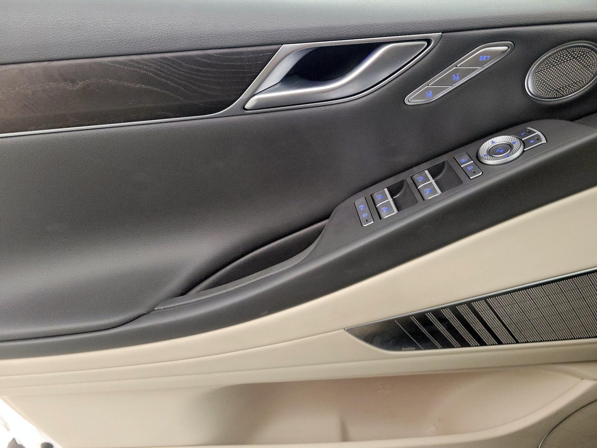 Thumbnail: 2022 Genesis G80 - 12