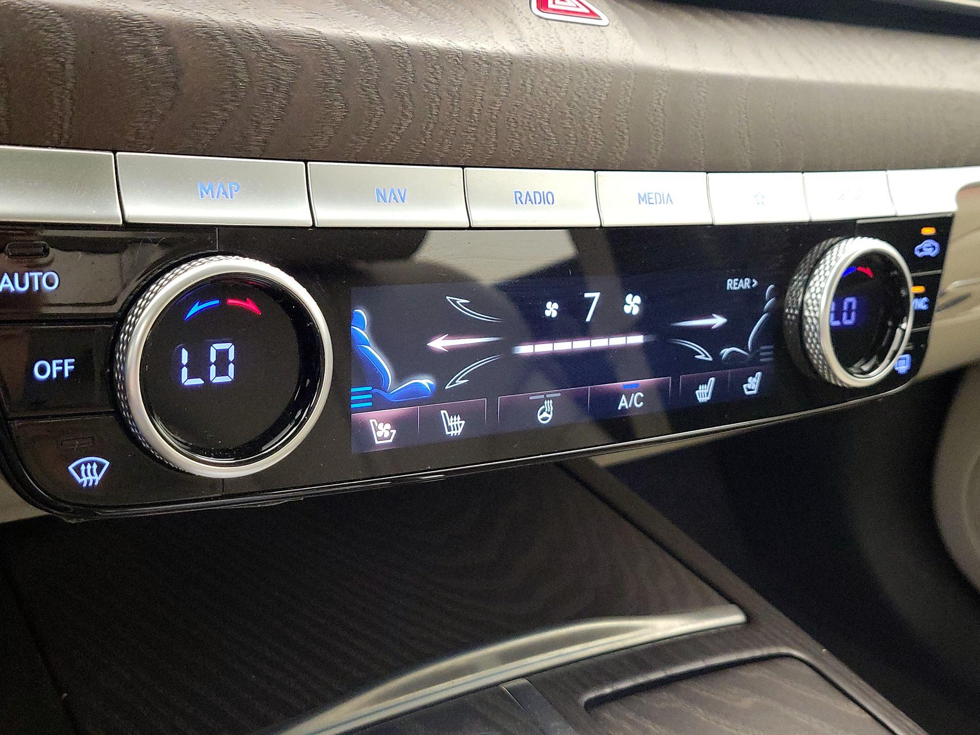 Thumbnail: 2022 Genesis G80 - 16