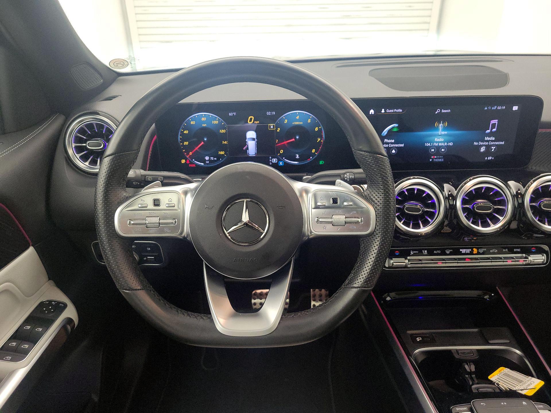 Thumbnail: 2022 Mercedes-Benz GLB - 10