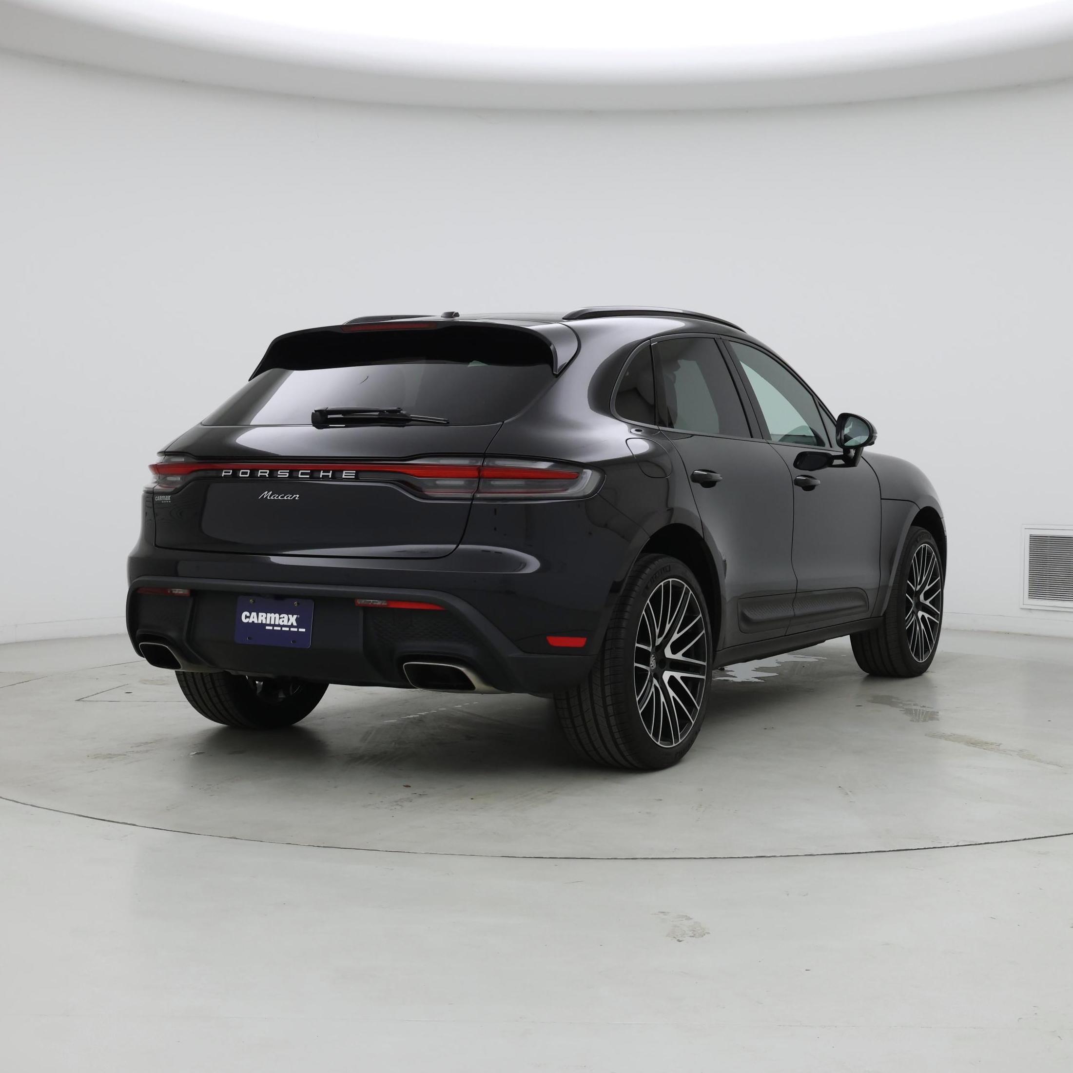 Thumbnail: 2022 Porsche Macan - 8
