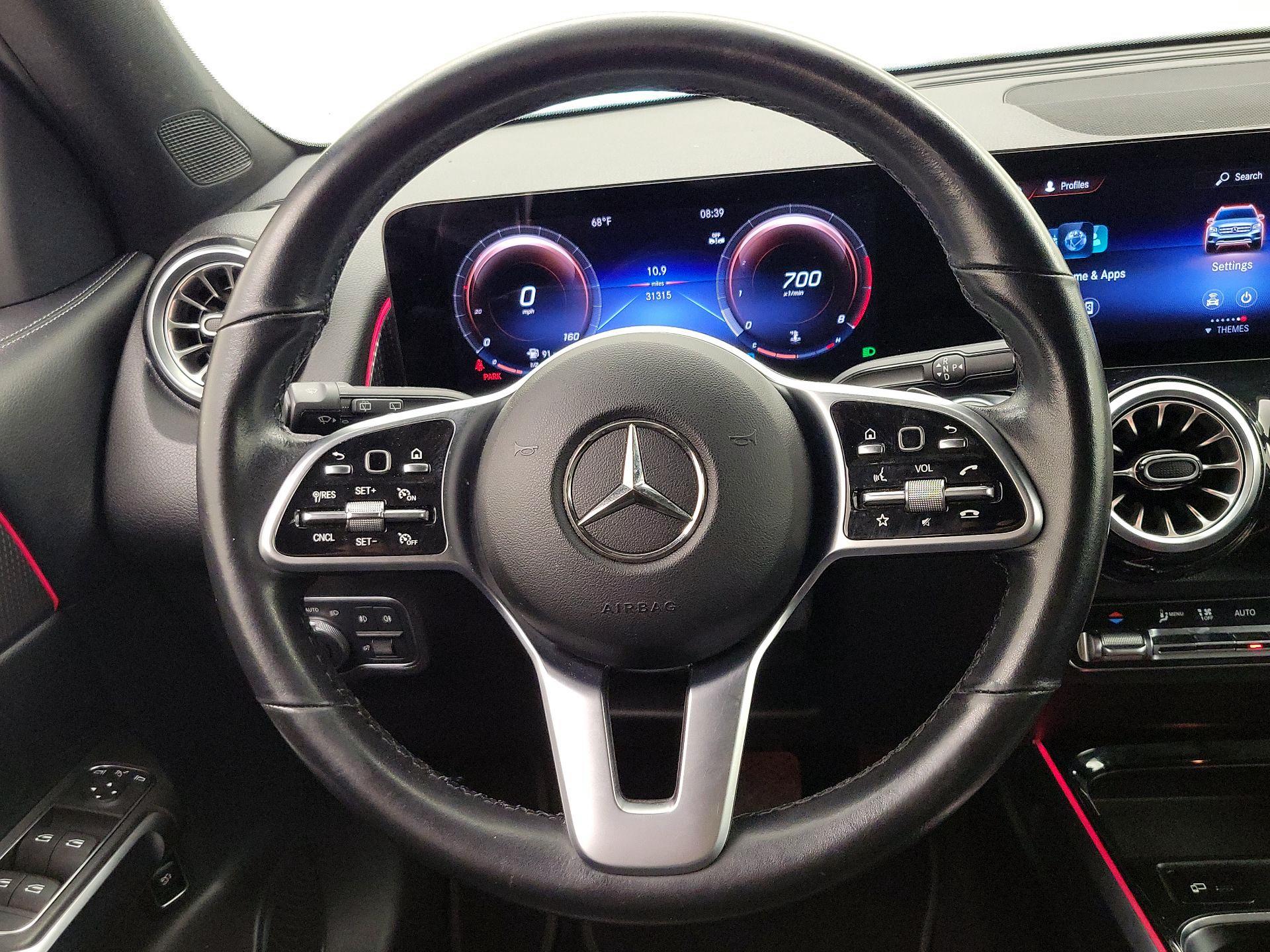 Thumbnail: 2023 Mercedes-Benz GLB - 10