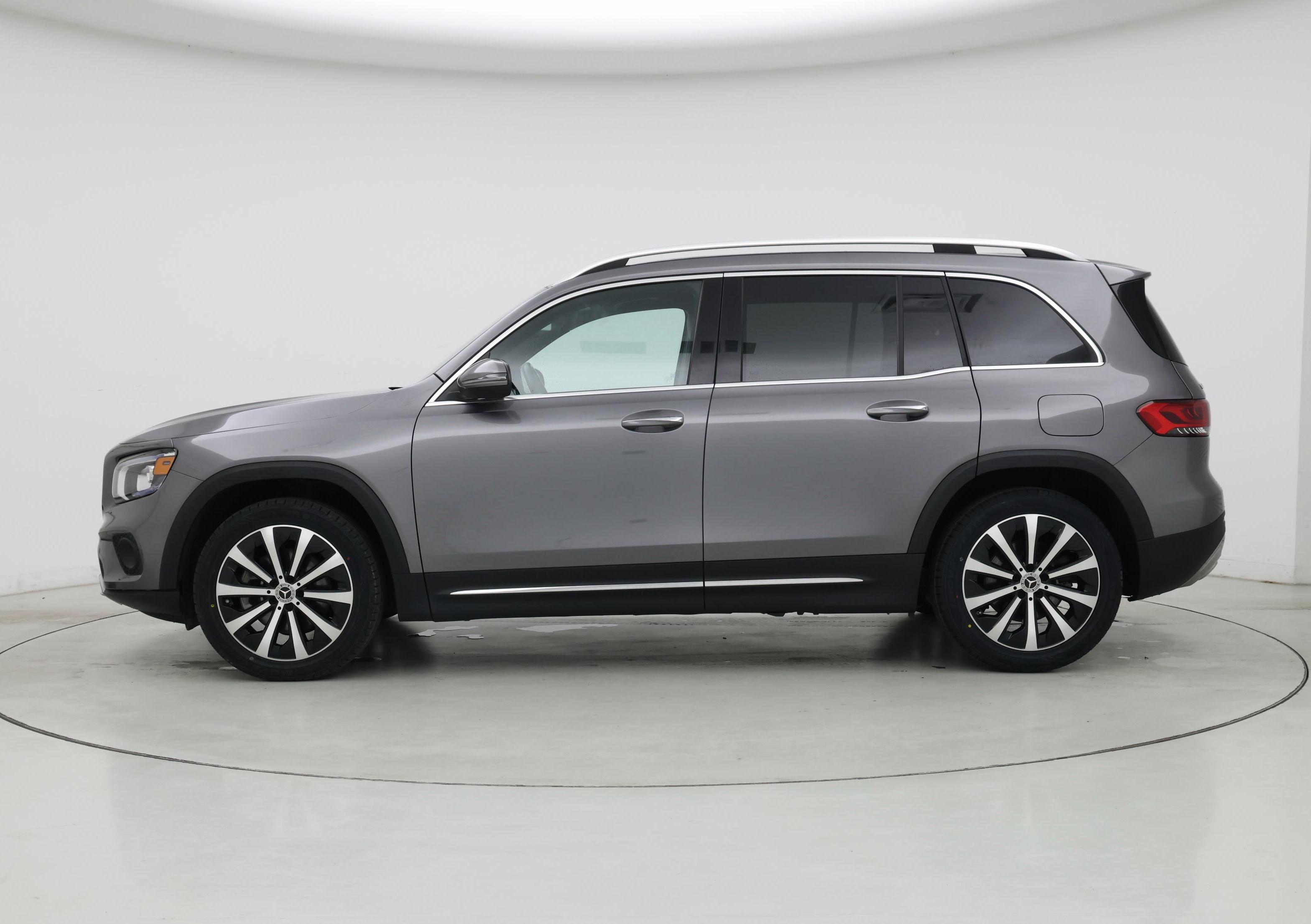 Thumbnail: 2023 Mercedes-Benz GLB - 3