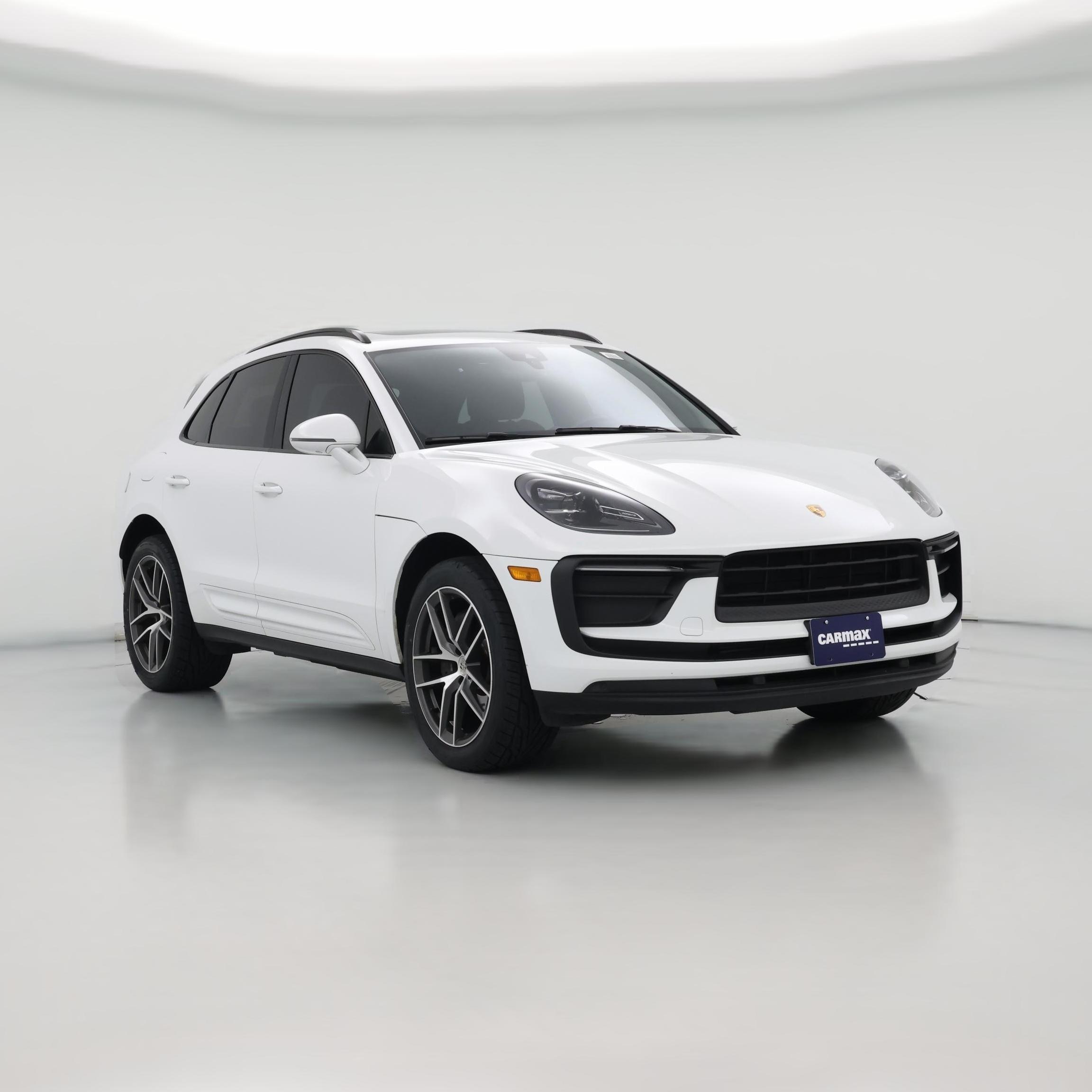 Thumbnail: 2022 Porsche Macan - 1