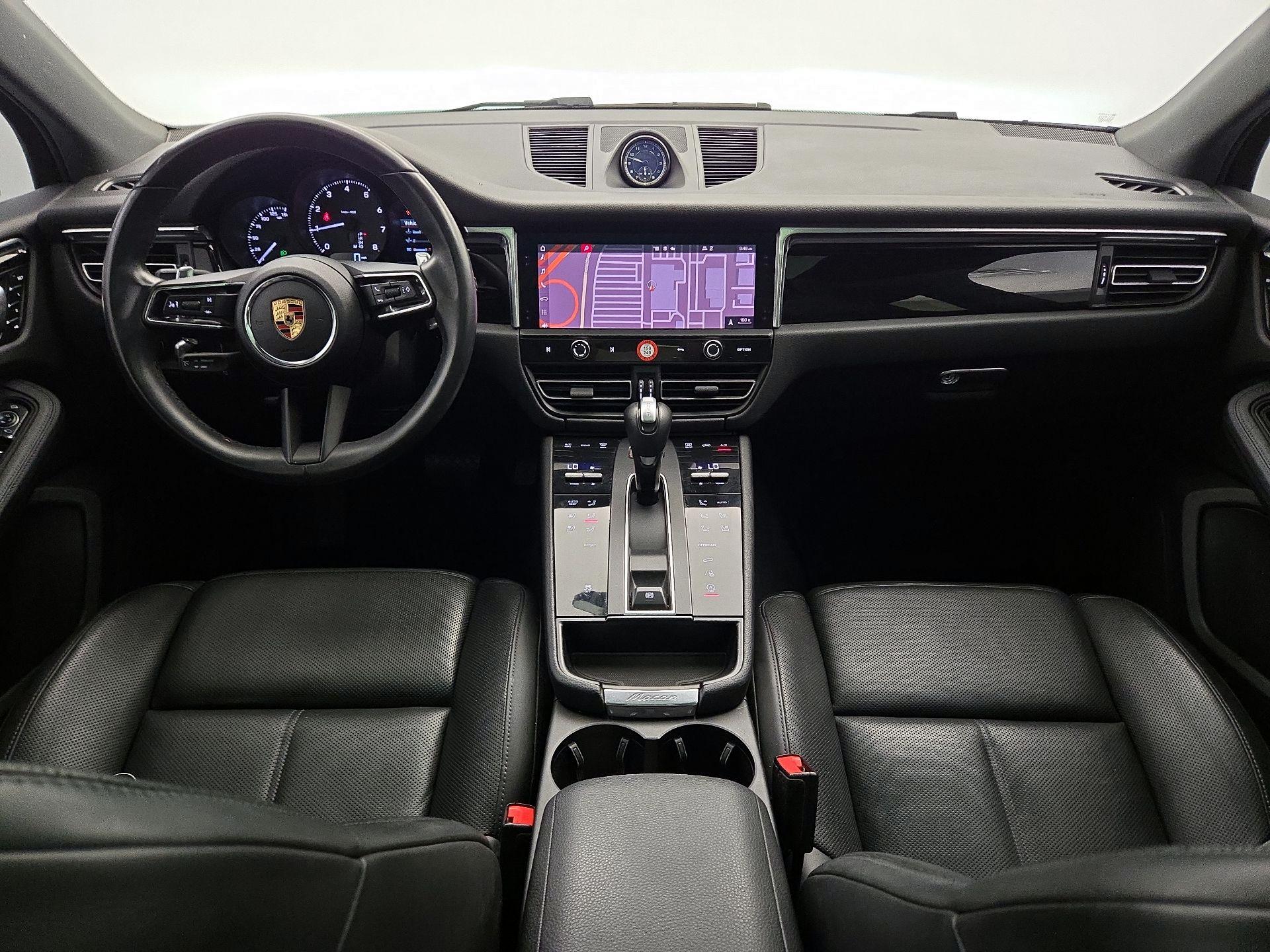 Thumbnail: 2022 Porsche Macan - 9