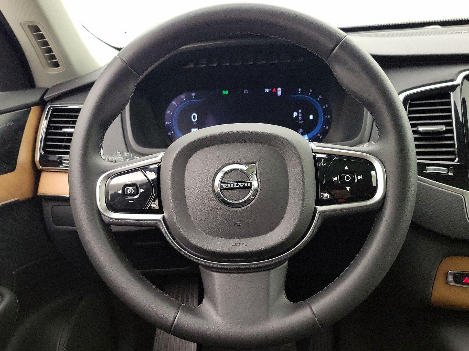 Thumbnail: 2023 Volvo XC90 - 10