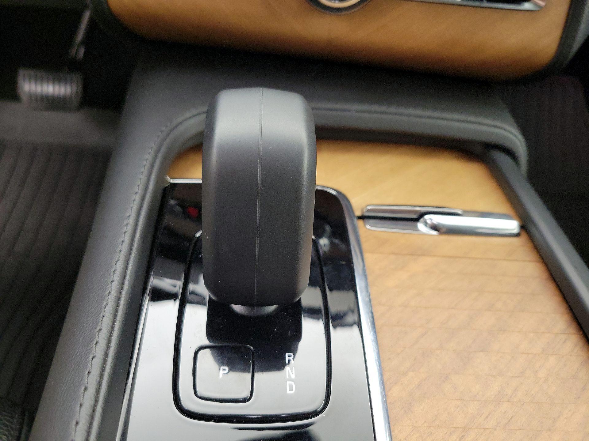 Thumbnail: 2023 Volvo XC90 - 18