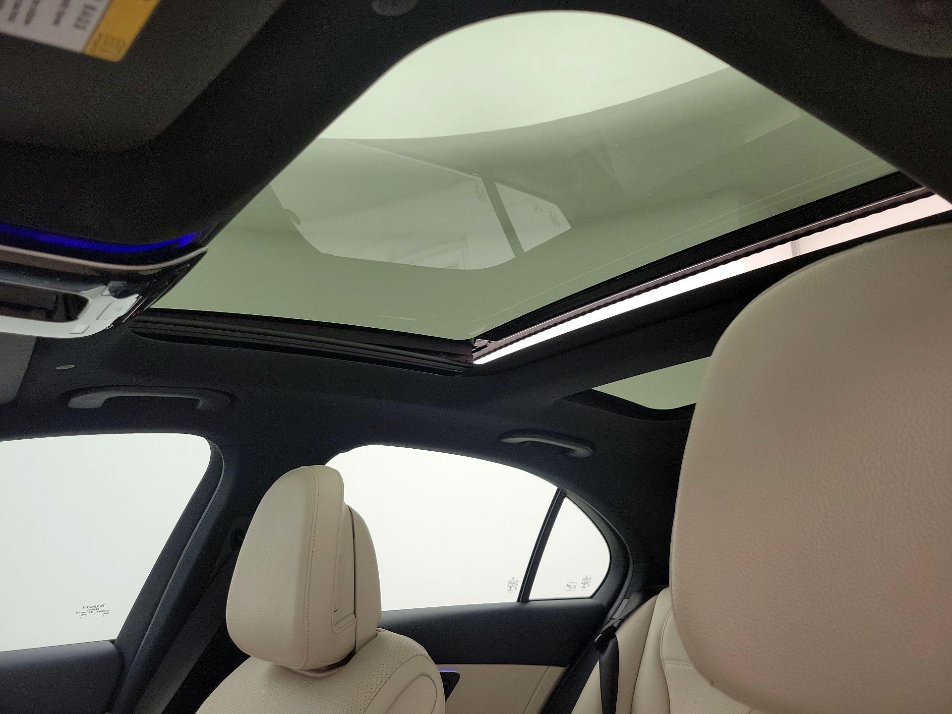 Thumbnail: 2023 Mercedes-Benz C-Class - 19